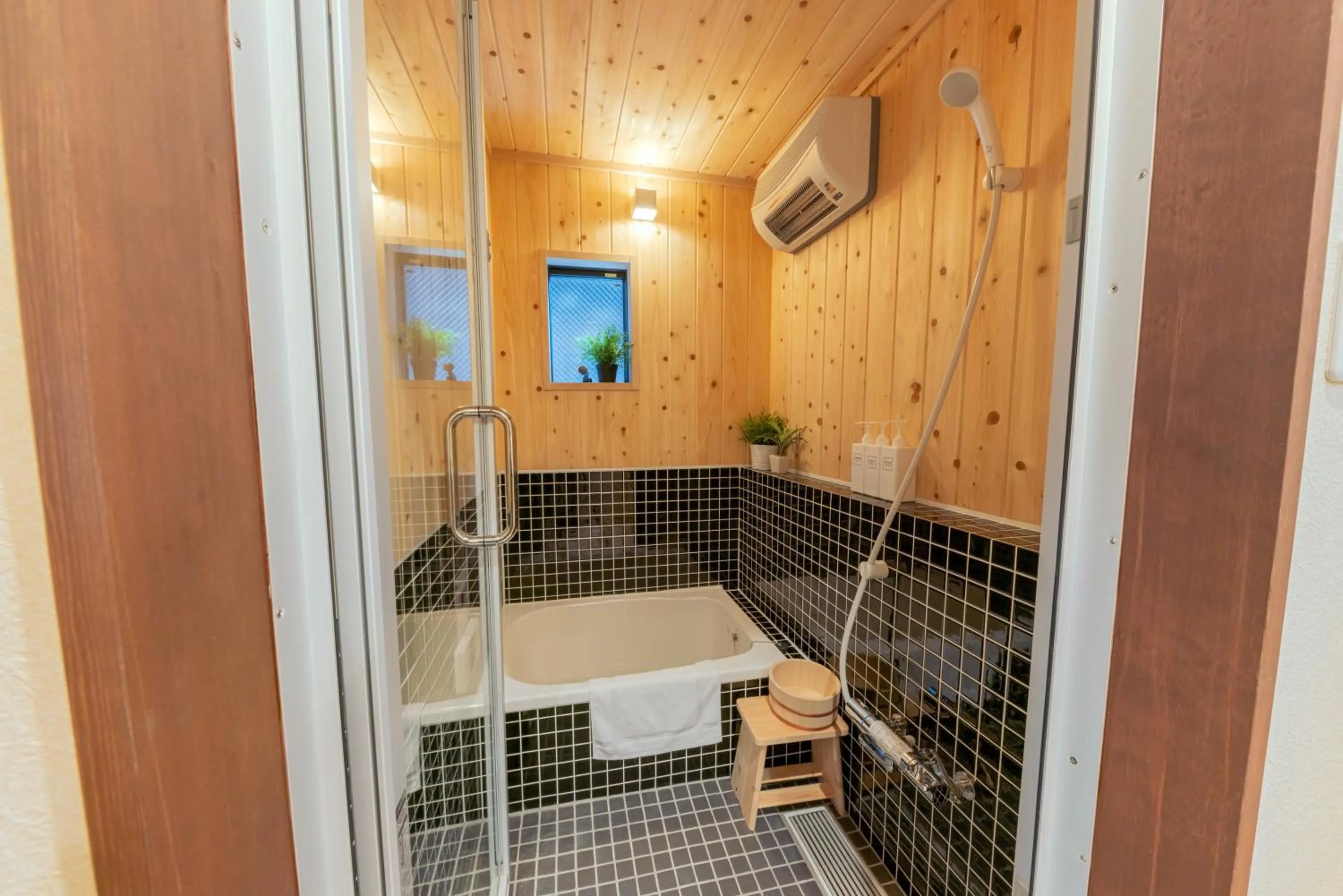 Bathroom in YADOYA Hakuteian