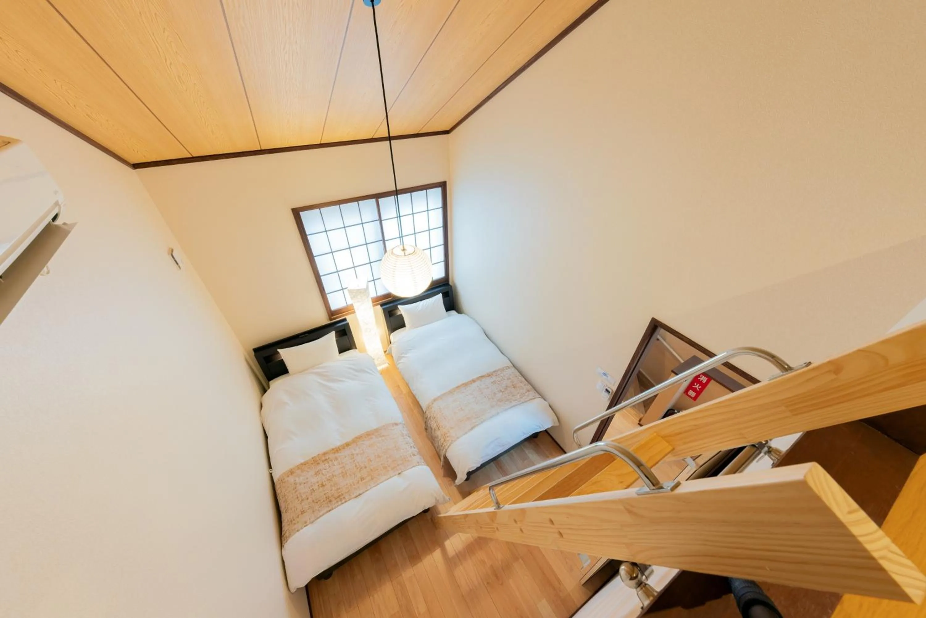 Bedroom, Bed in YADOYA Hakuteian