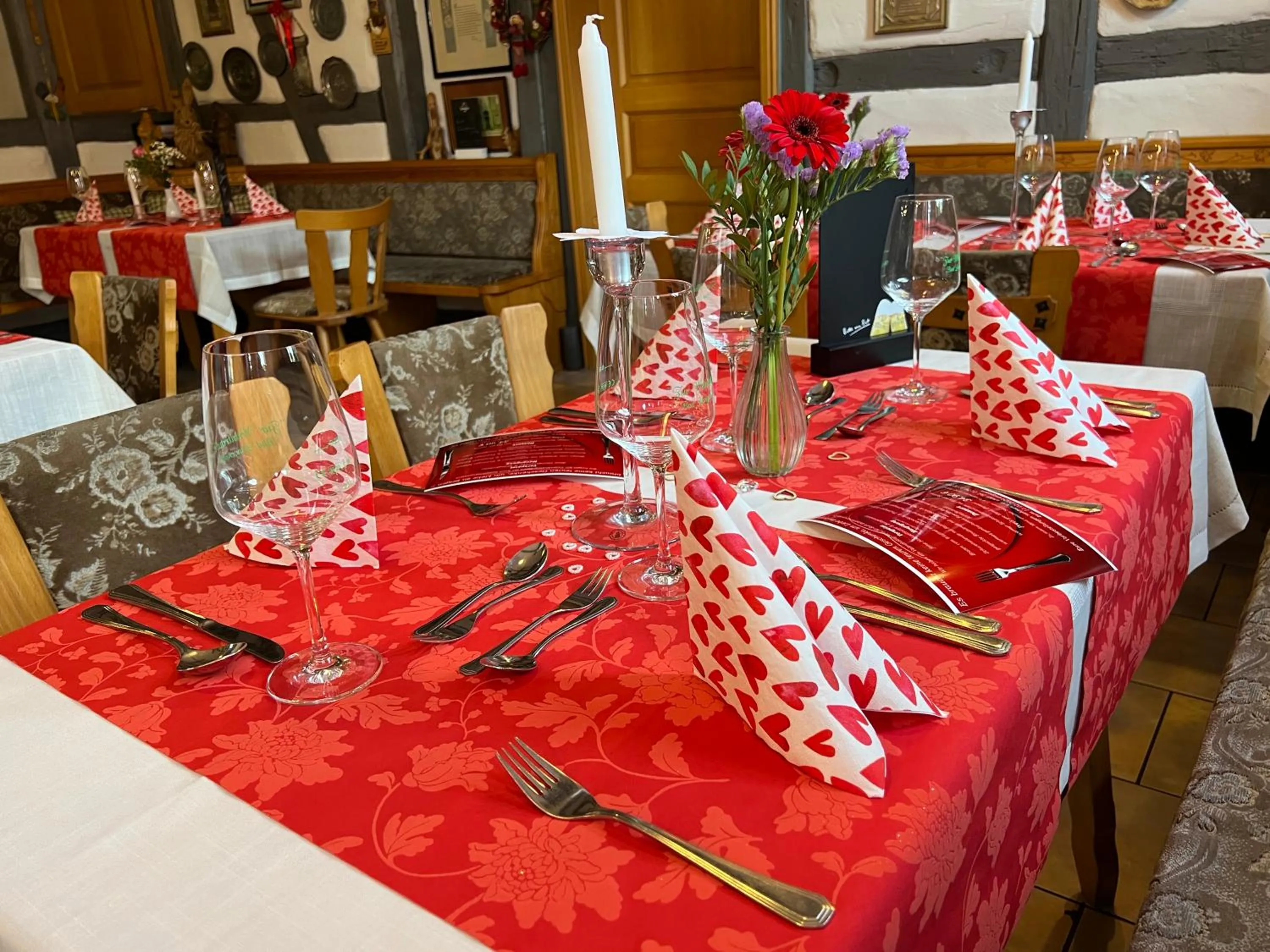 Restaurant/places to eat in Gasthaus Zur Weintraube