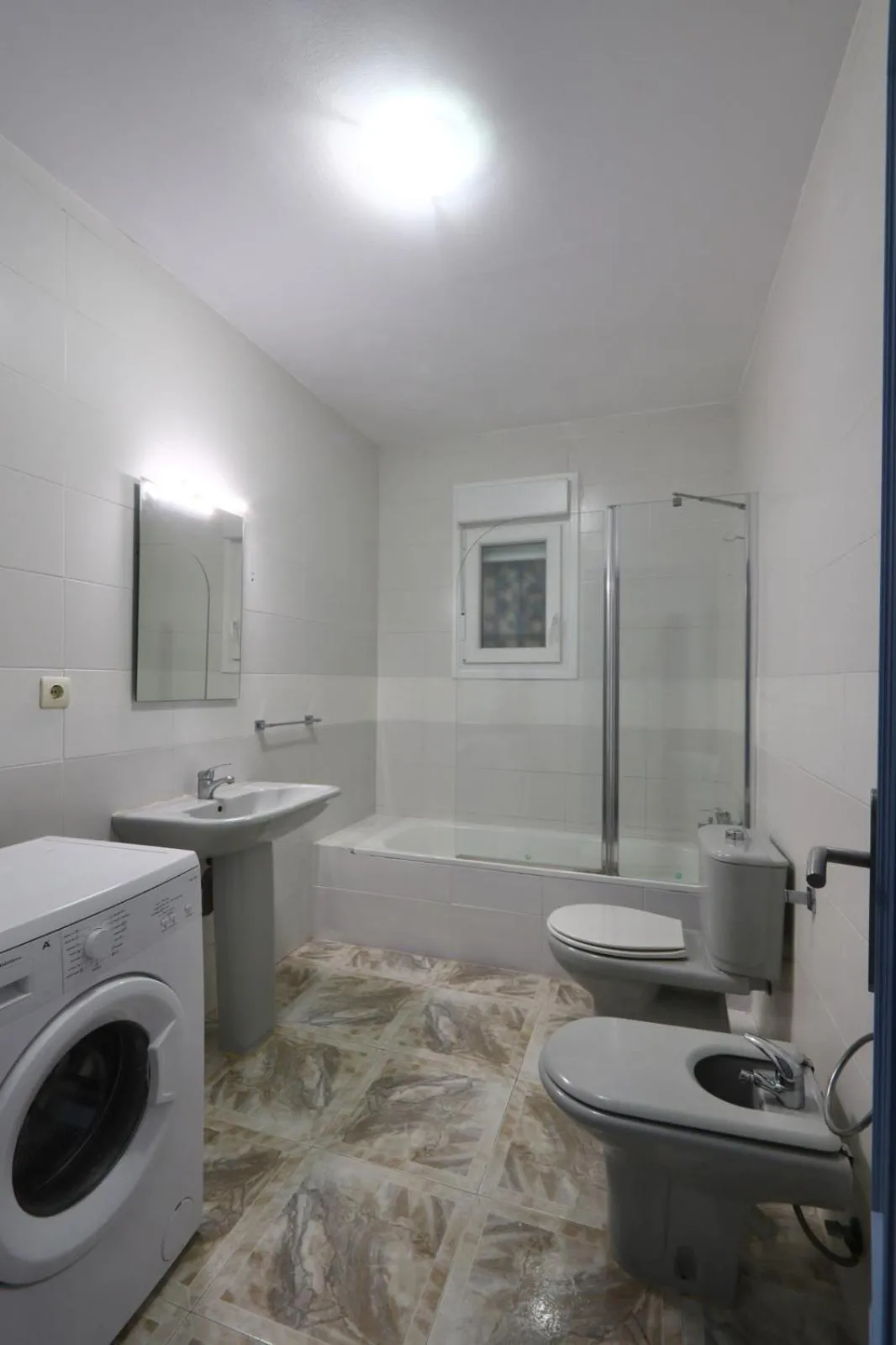 Two-Bedroom Apartment (4-5 Adults) in Apartamentos El Puerto