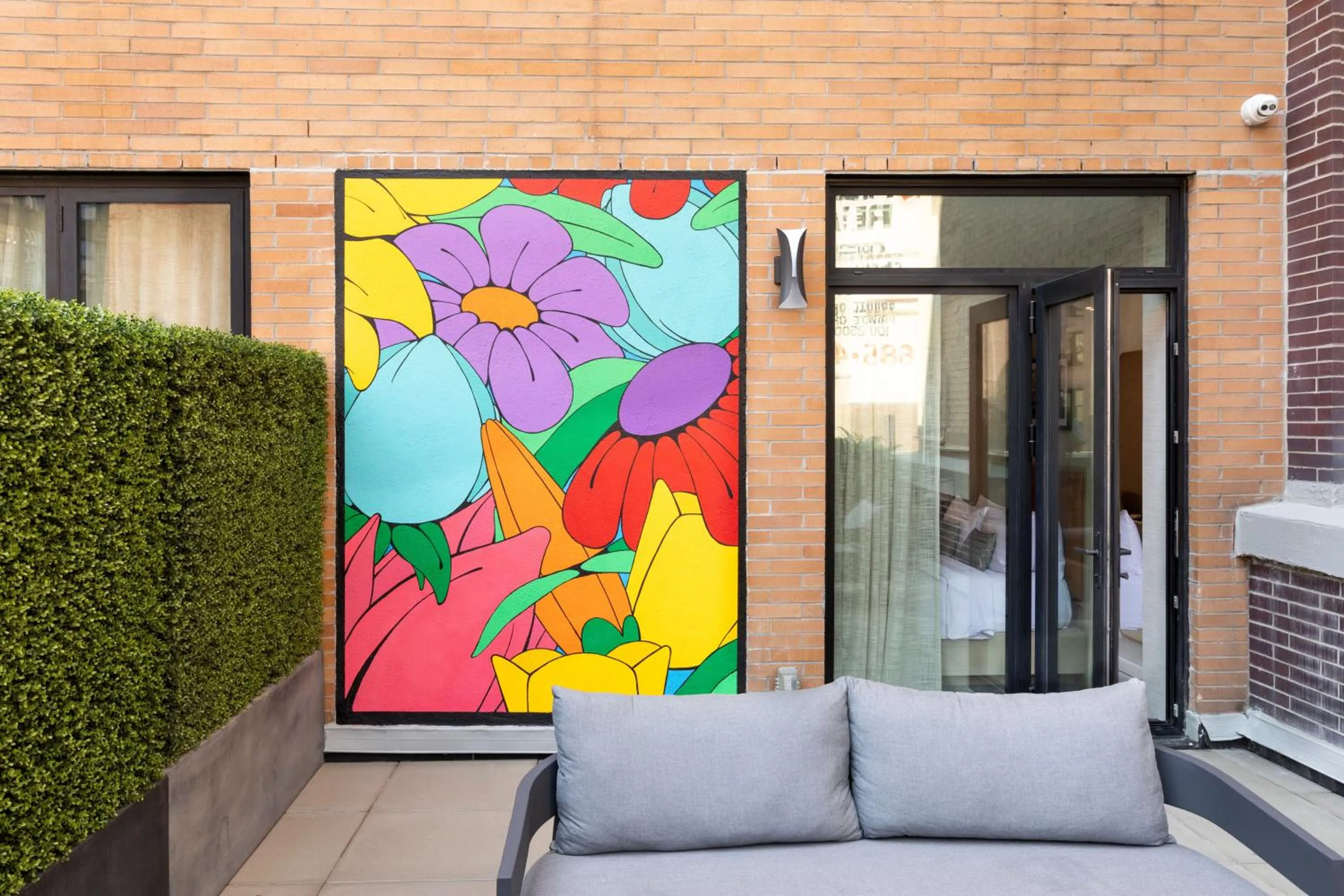 Balcony/Terrace in Broadway Plaza Hotel