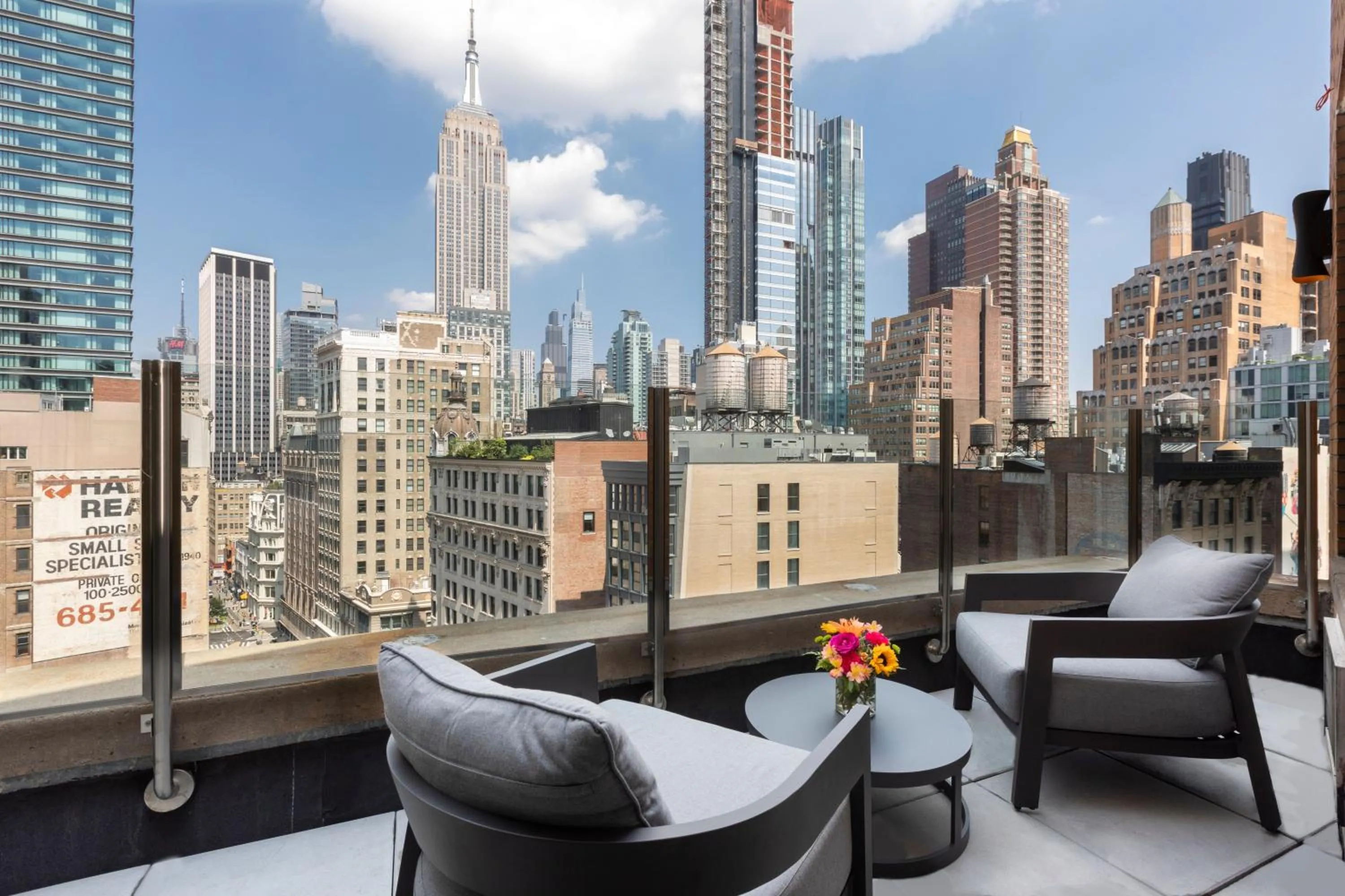 City view in Broadway Plaza Hotel