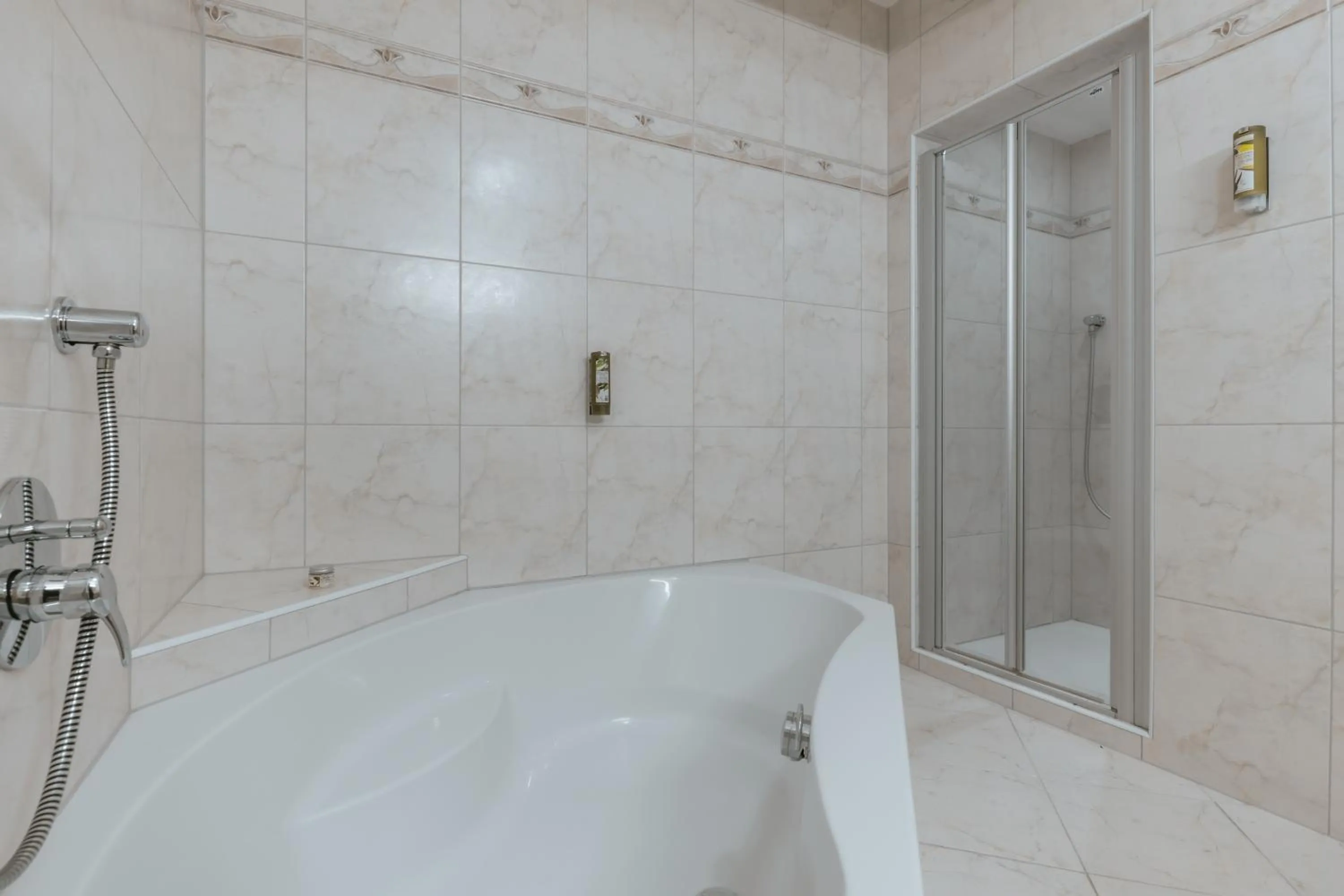 Shower in KERSCHDORFER - wohlfühlhotel garni - adults only