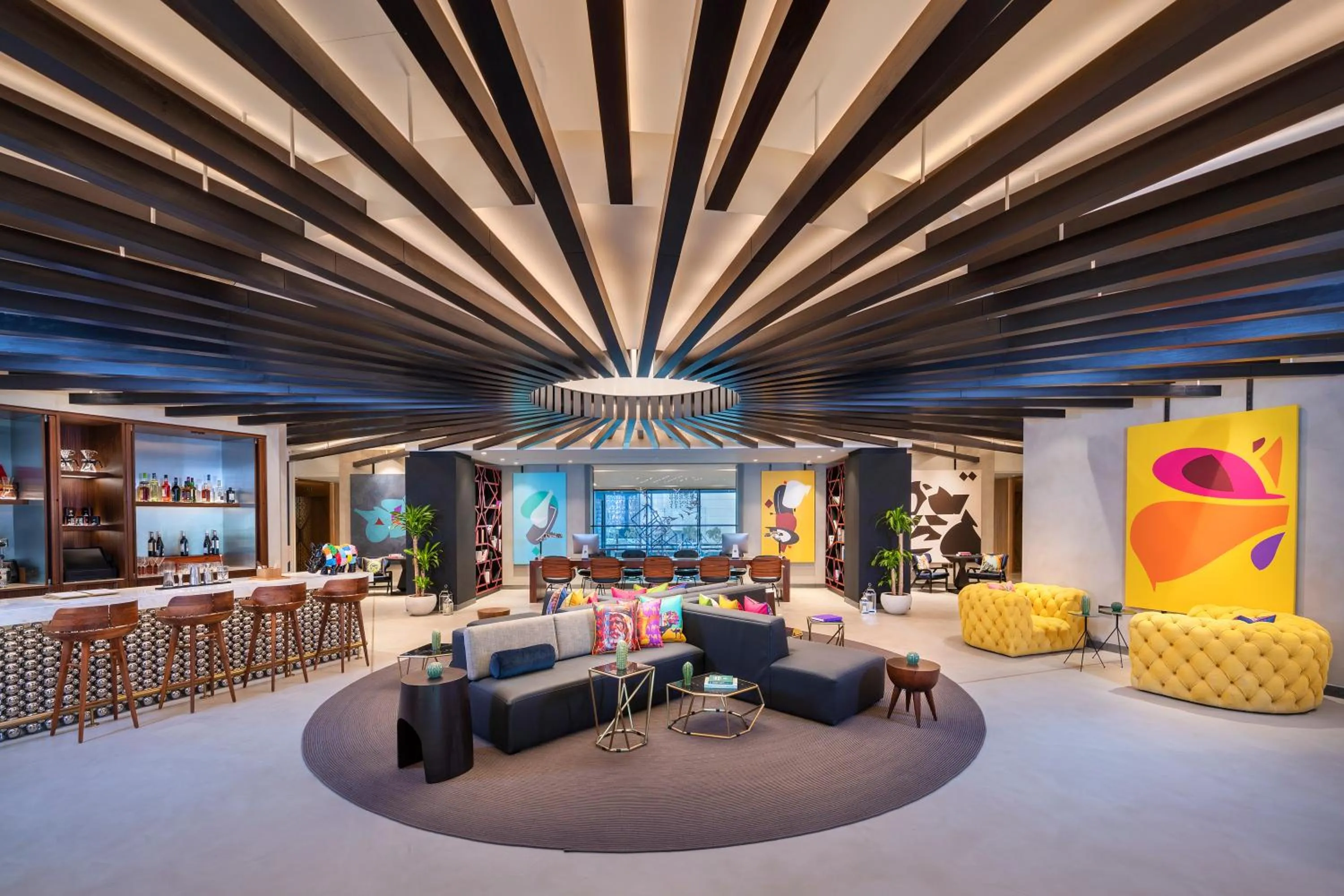 Lounge or bar in Andaz Family Suites by Hyatt- Palm Jumeirah