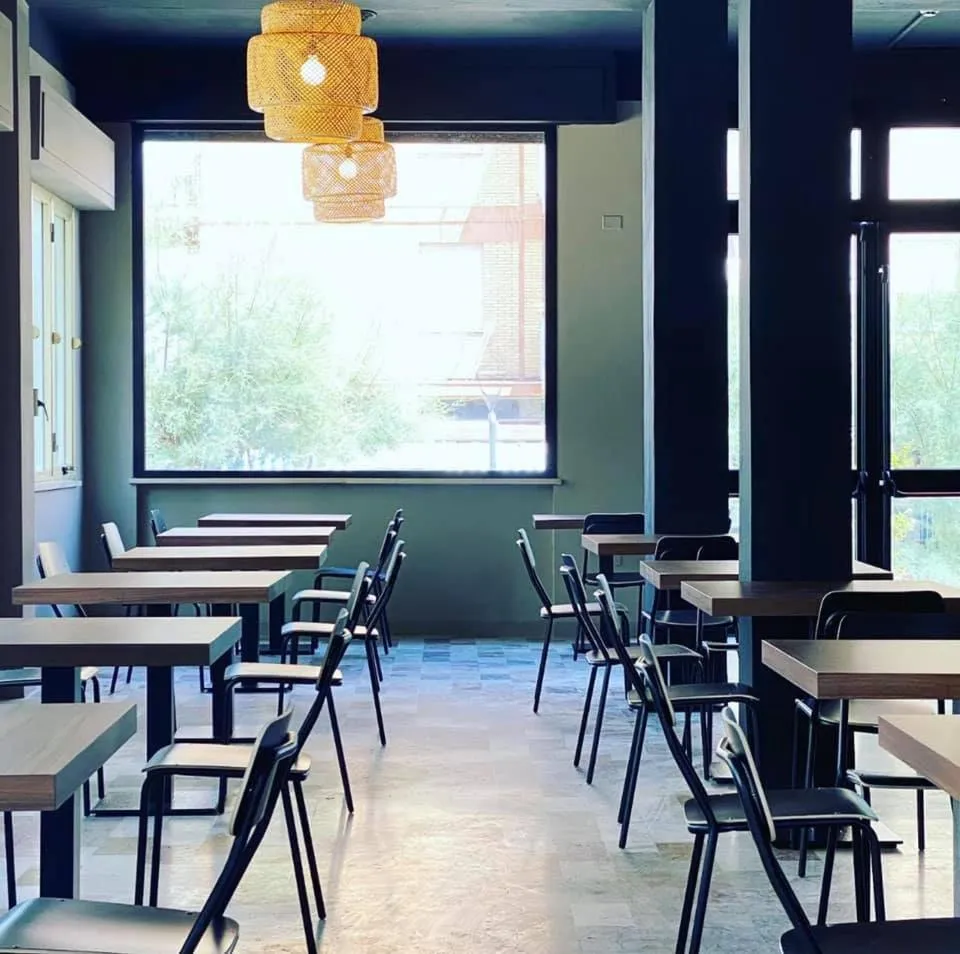 Restaurant/places to eat in Hotel Rex