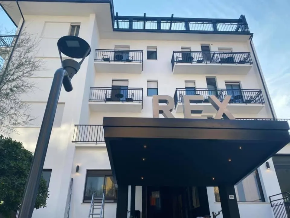 Property building in Hotel Rex