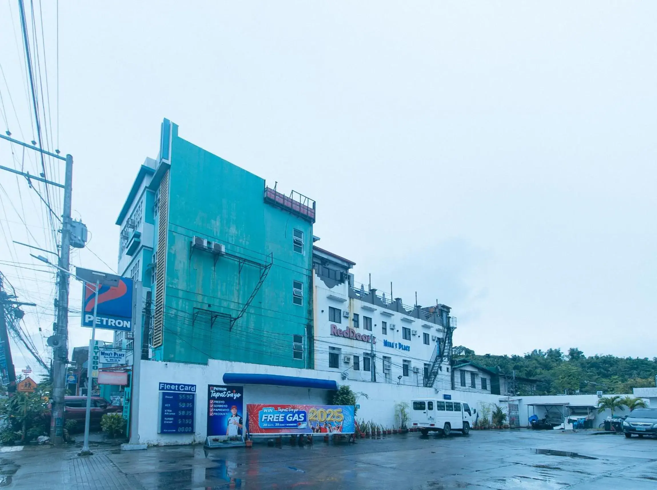 Property building in RedDoorz at Minas Place 1 Tacloban Property building in RedDoorz at Minas Place 1 Tacloban