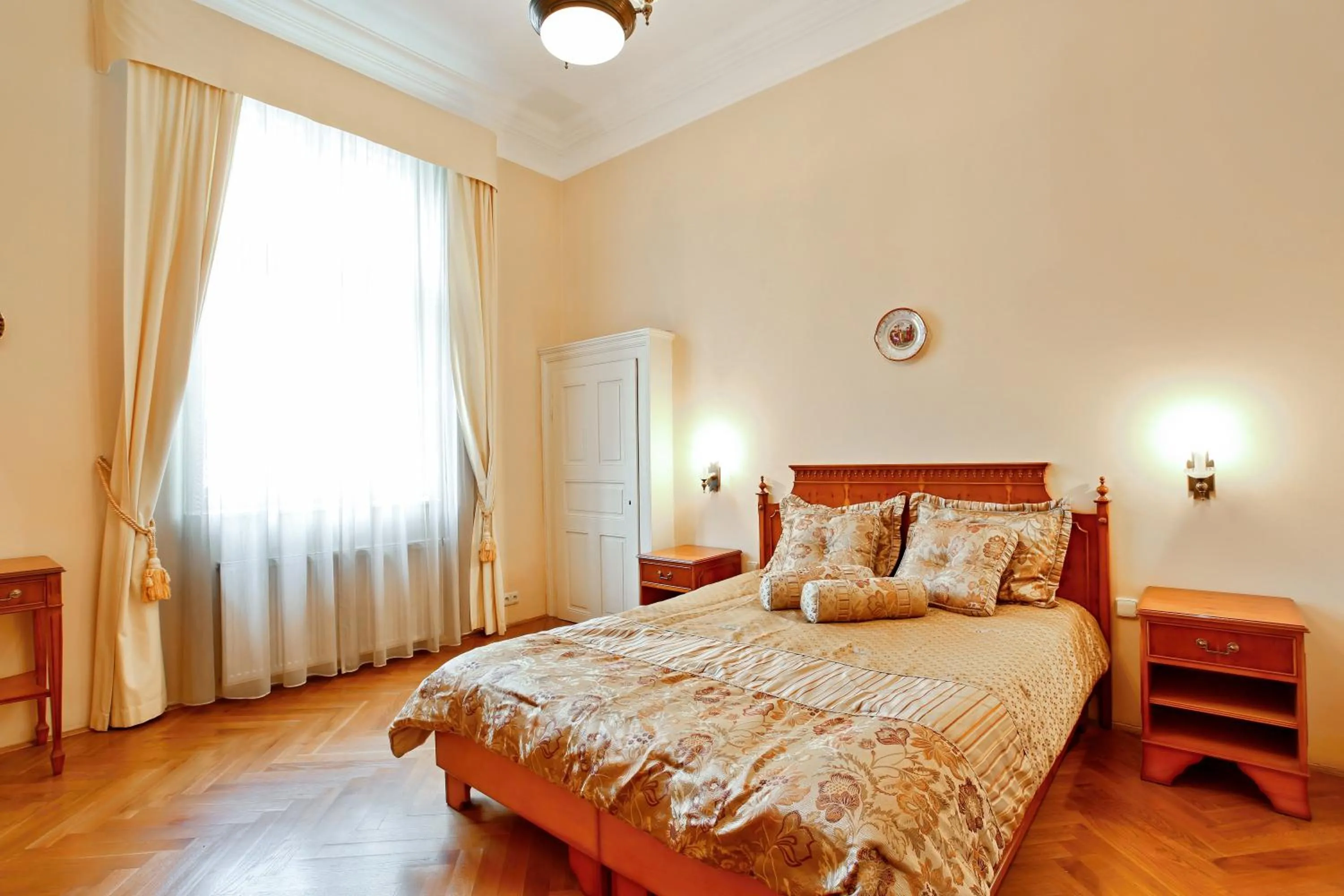 Bed in Open Gate