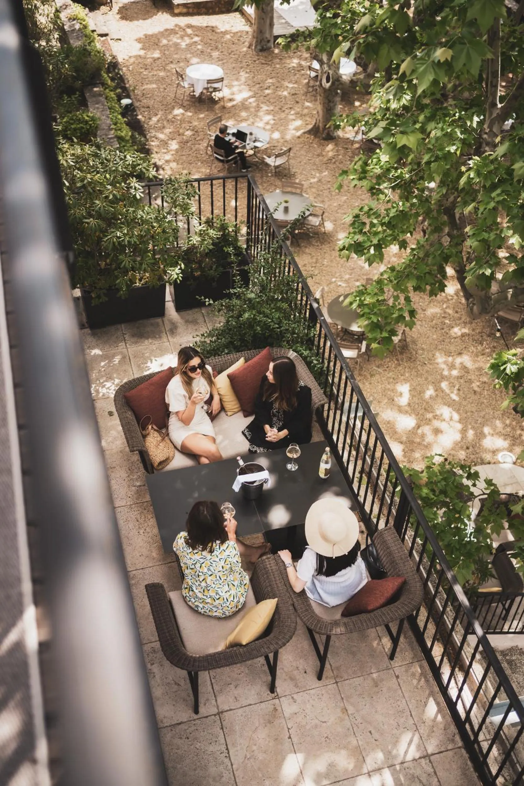 Patio in Les Lodges Sainte-Victoire Hotel & Spa