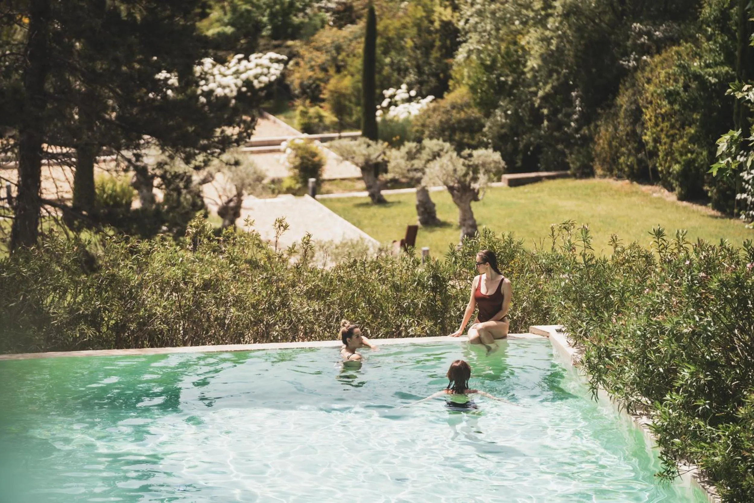 Swimming pool in Les Lodges Sainte-Victoire Hotel & Spa