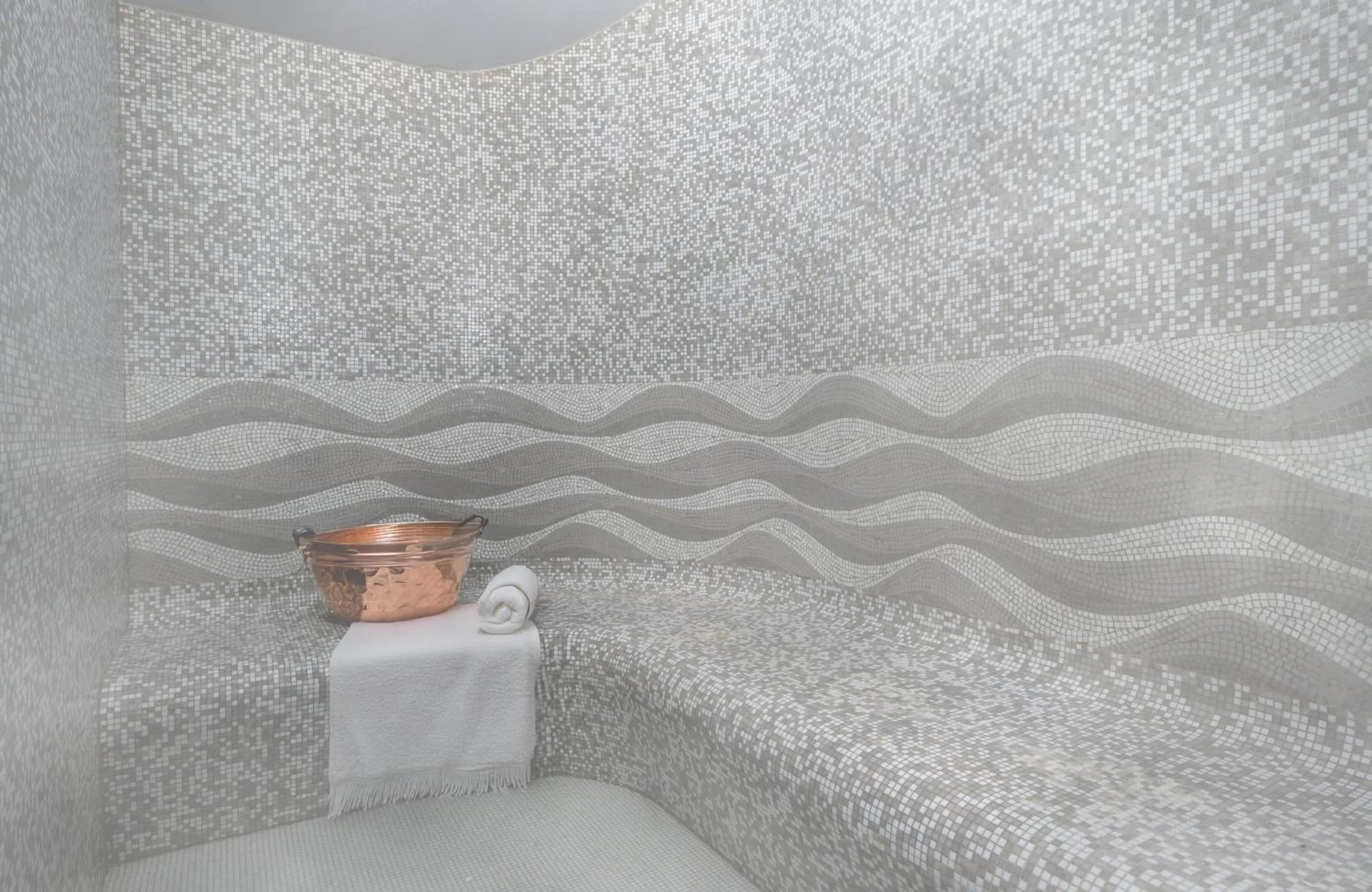 Steam room in Leonardo Boutique Hotel Rome Monti