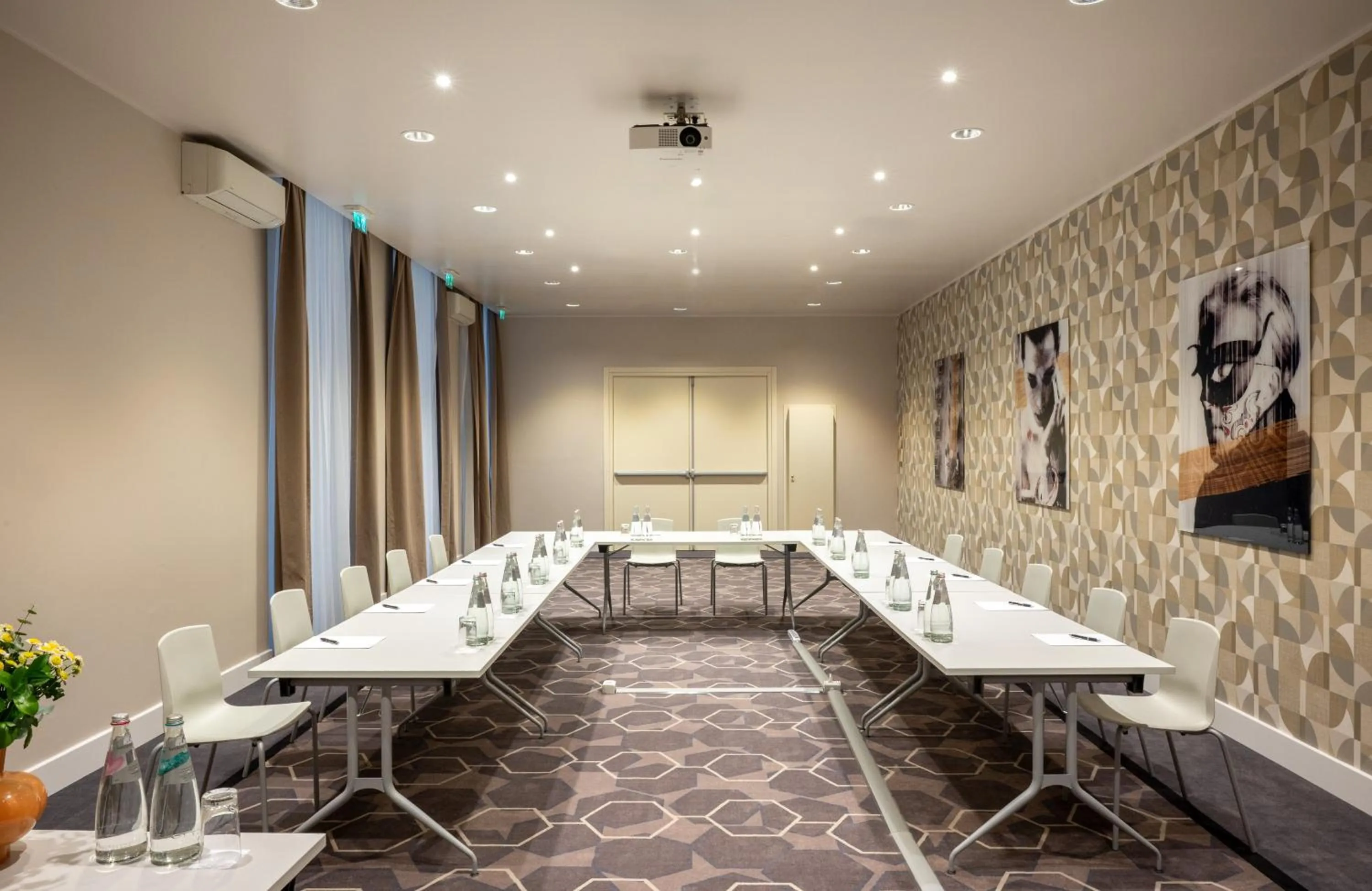 Meeting/conference room in Leonardo Boutique Hotel Rome Monti