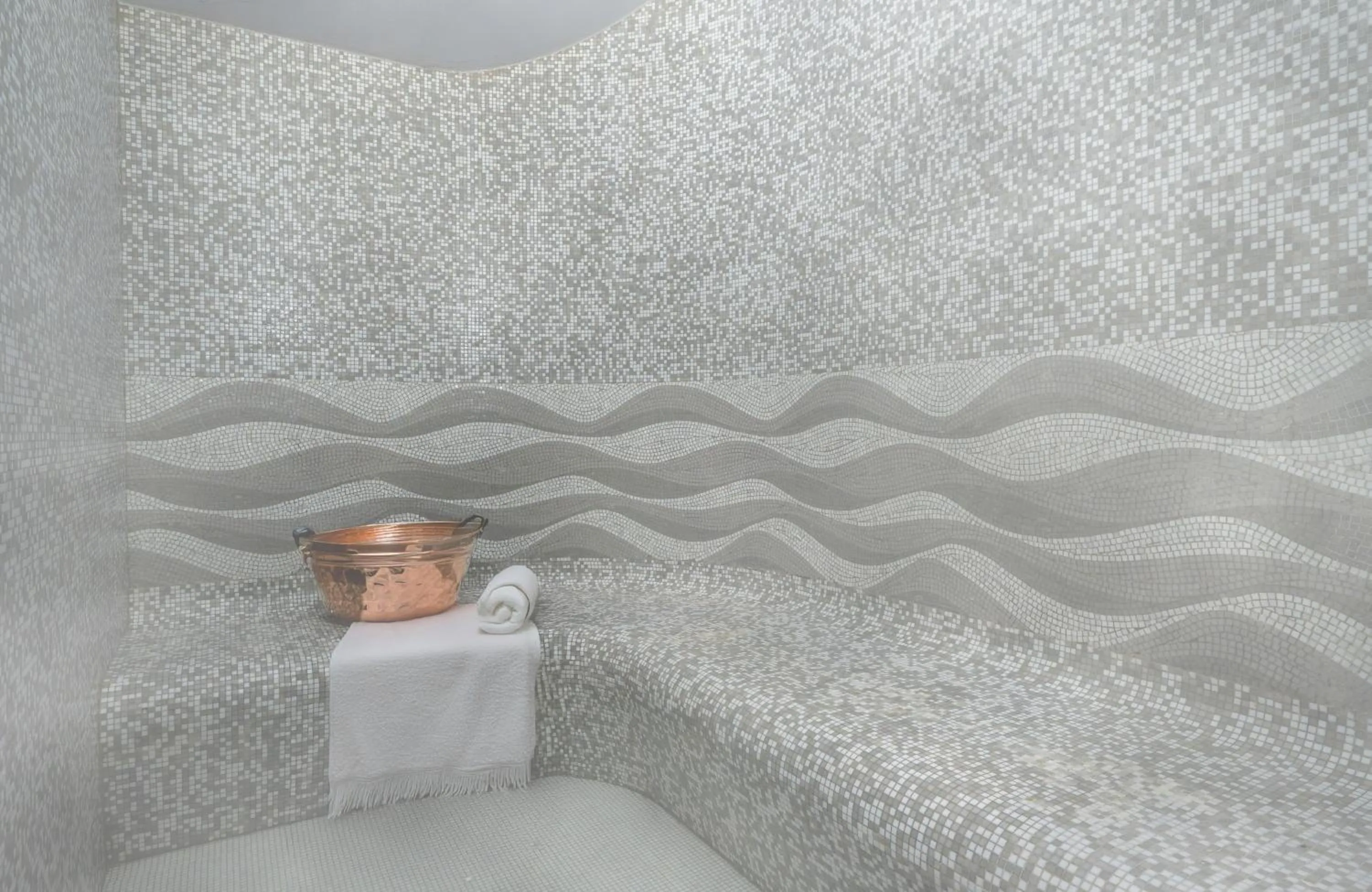 Steam room in Leonardo Boutique Hotel Rome Monti