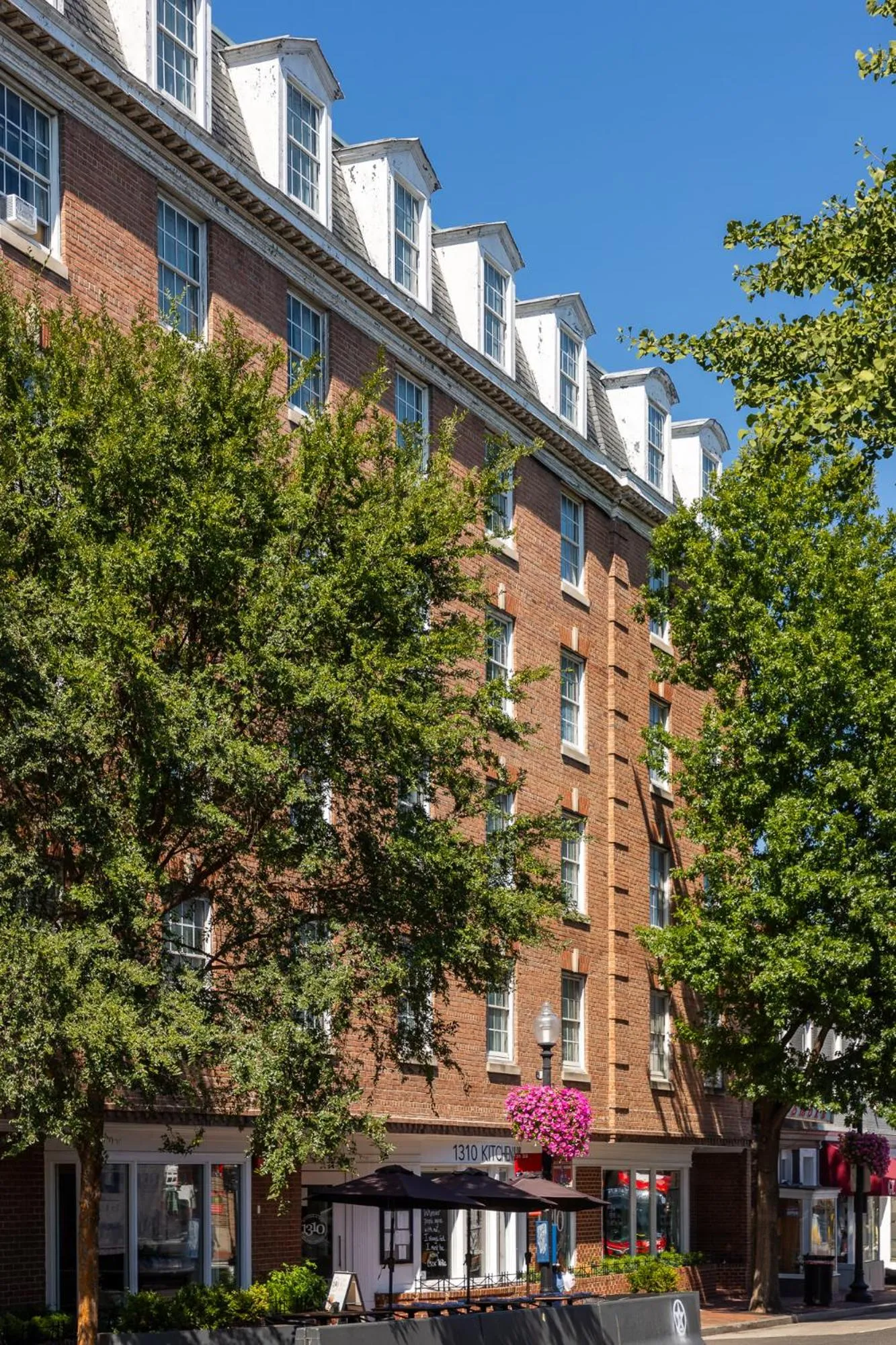 Property building in The Georgetown Inn