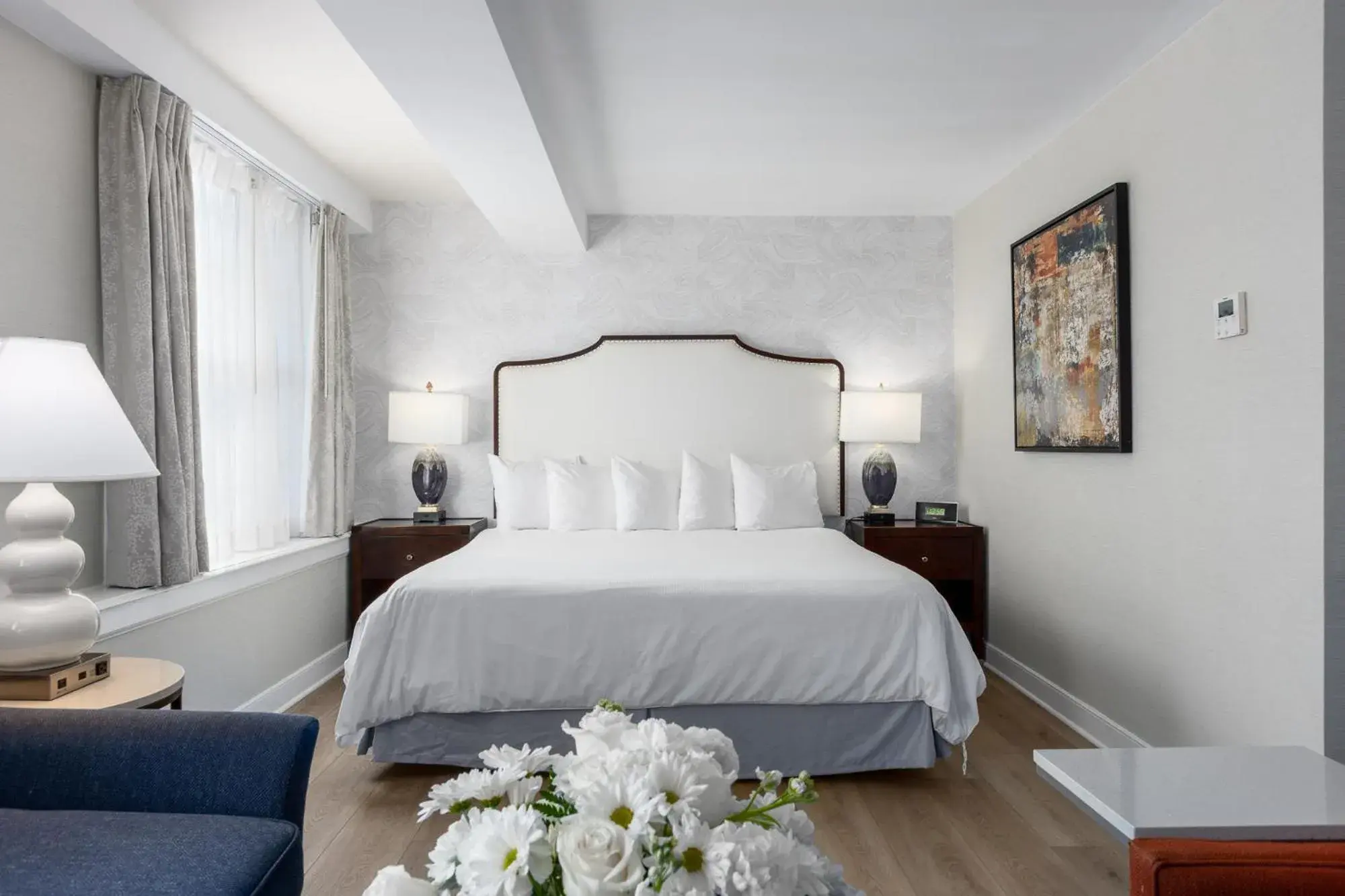 Bed in The Georgetown Inn Bed in The Georgetown Inn