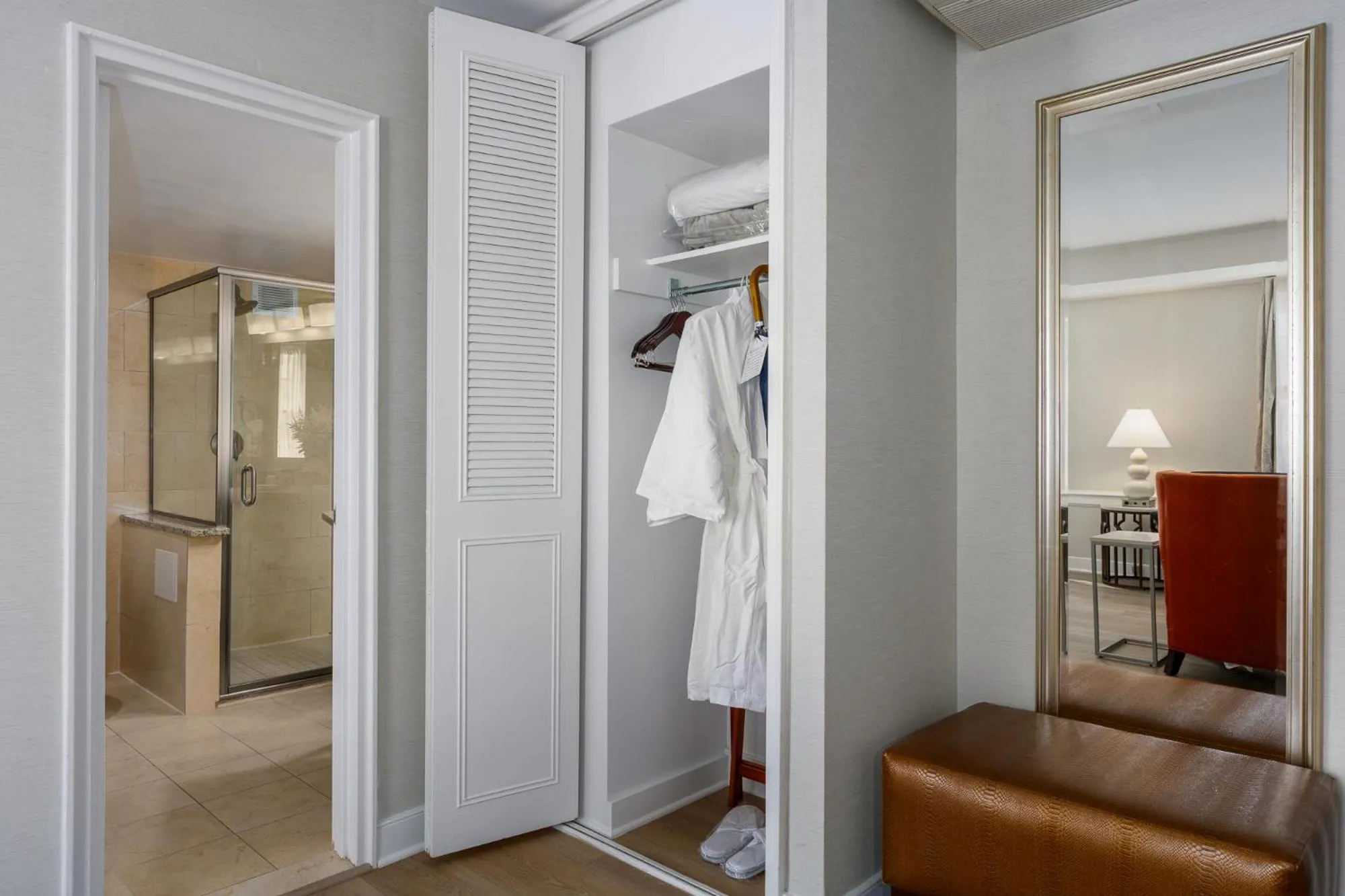 Bed in The Georgetown Inn