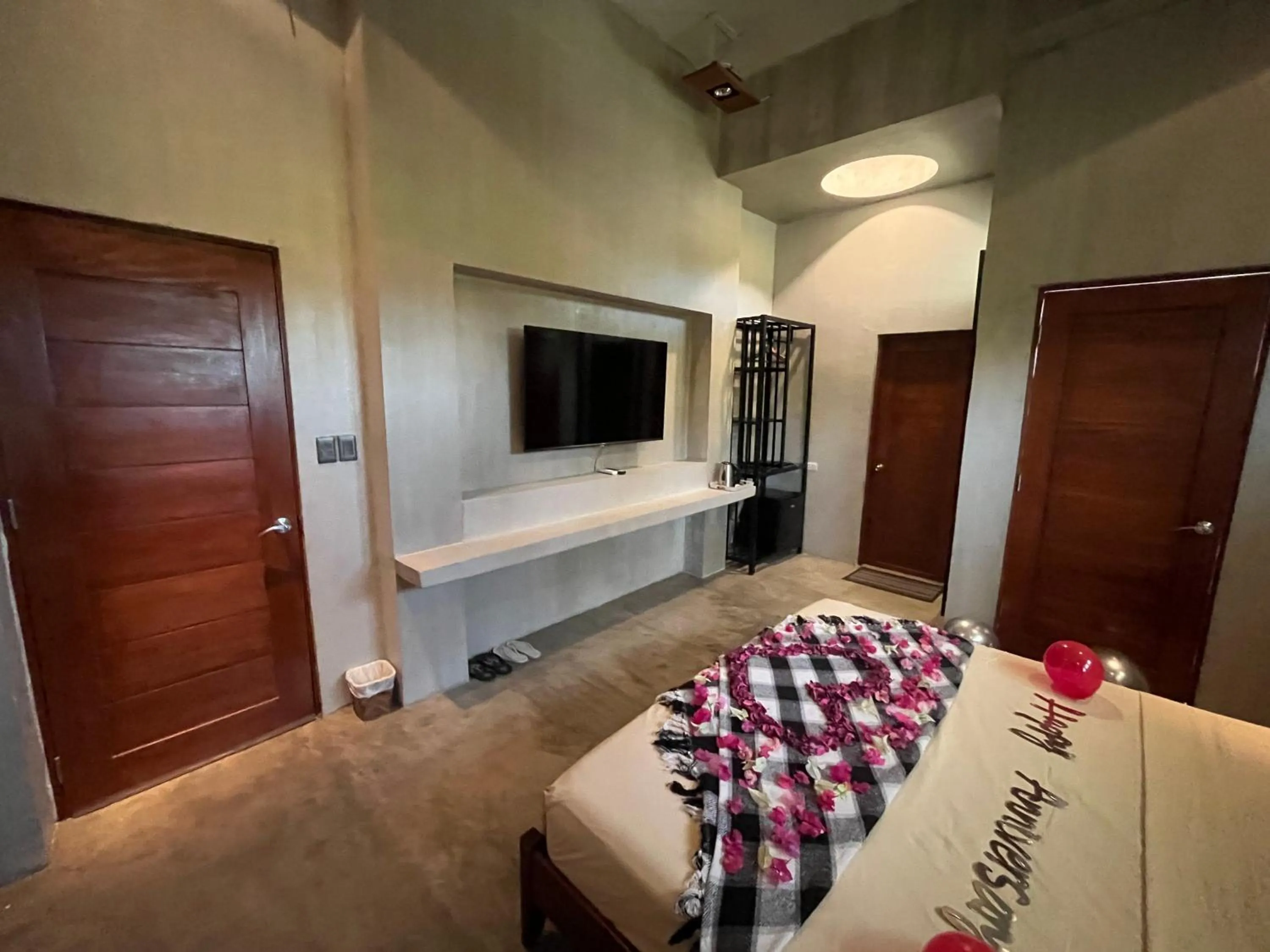 Bed in Vistapaloma beach resort