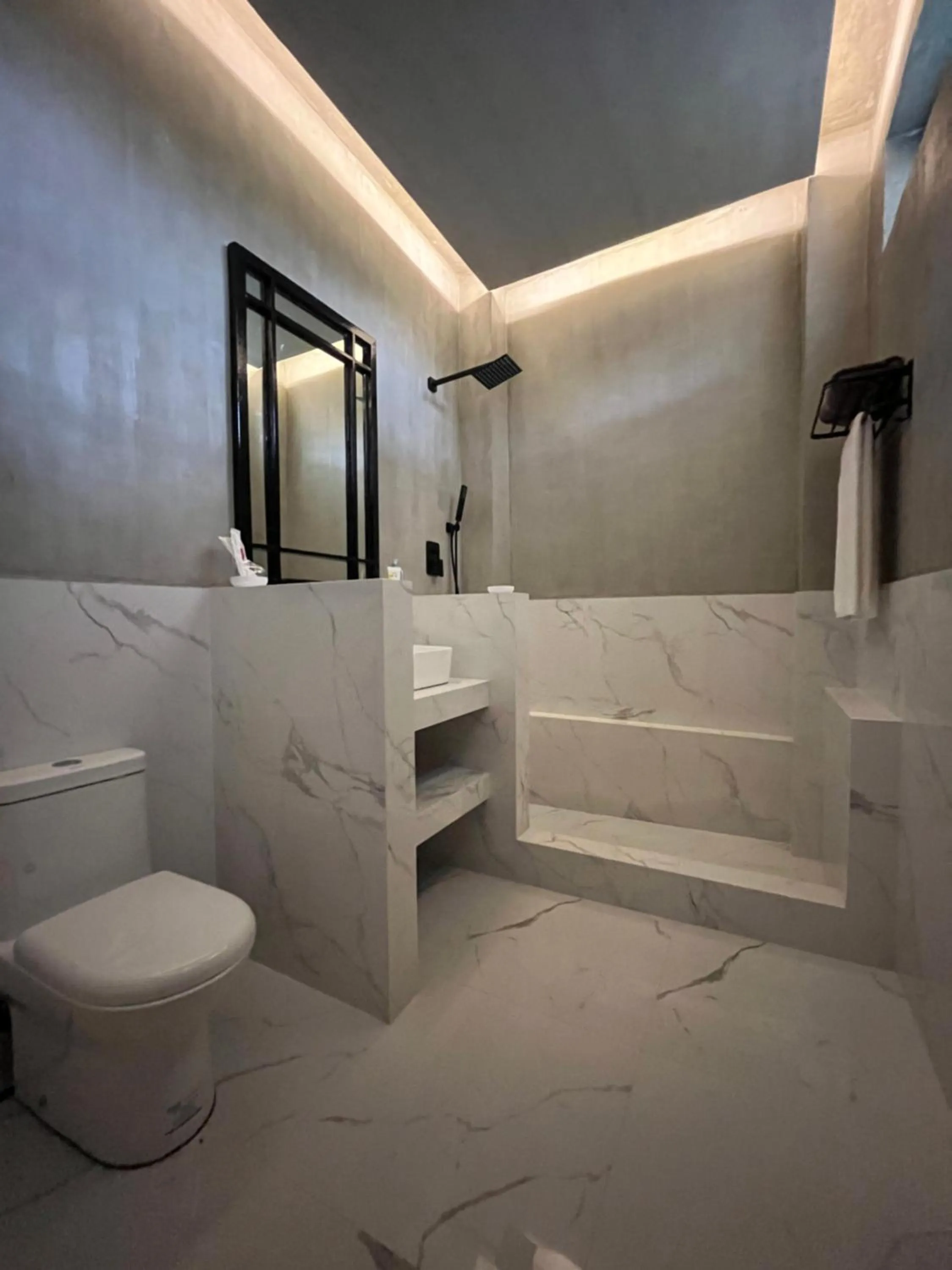 Vistapaloma beach resort