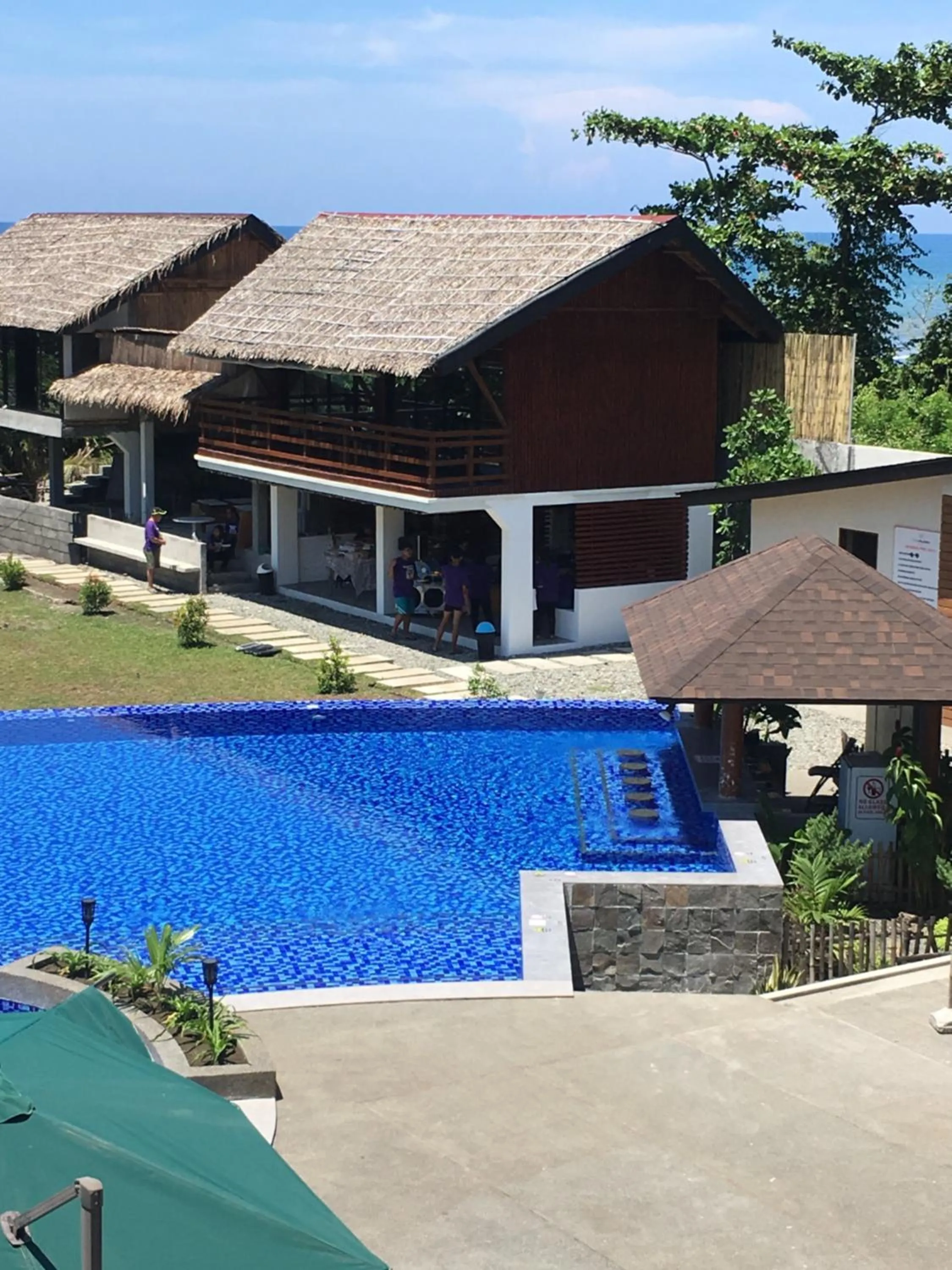 Vistapaloma beach resort