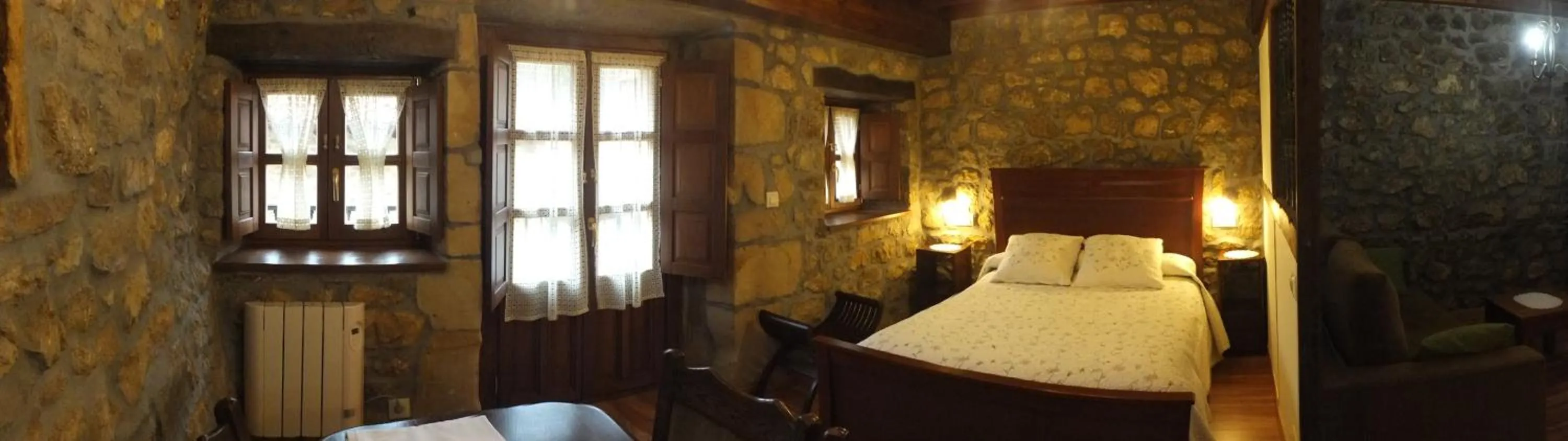 Day, Bed in Apartamentos Legado de Santillana