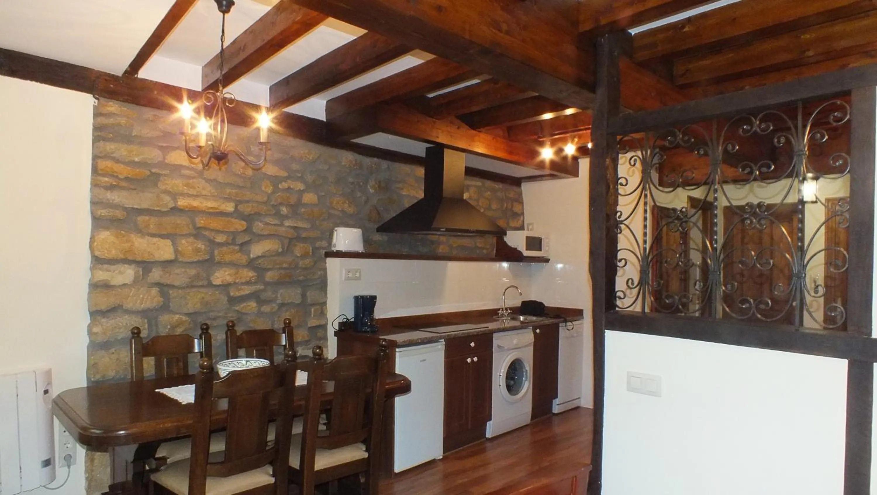 Kitchen or kitchenette in Apartamentos Legado de Santillana