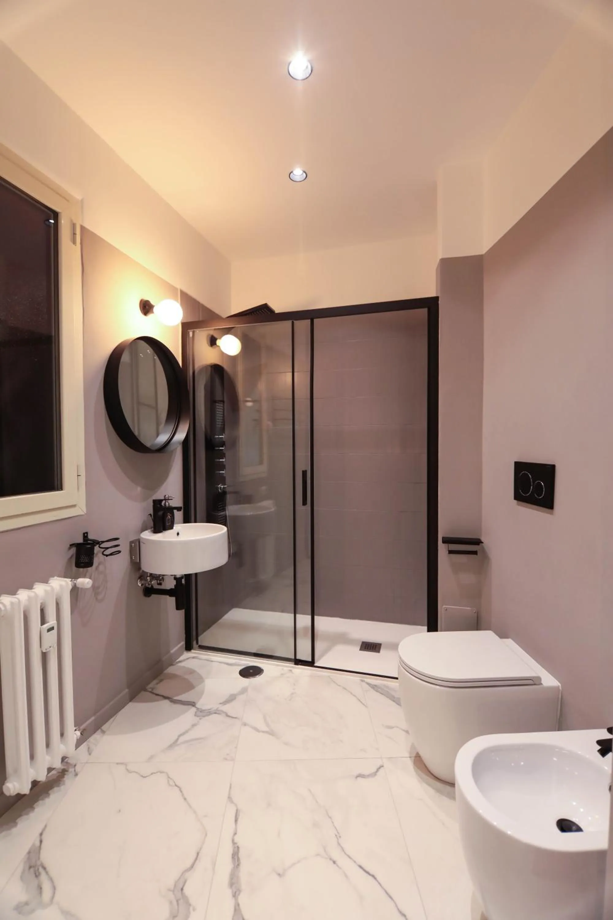 Bathroom in O.Effe. Suites / Vatican