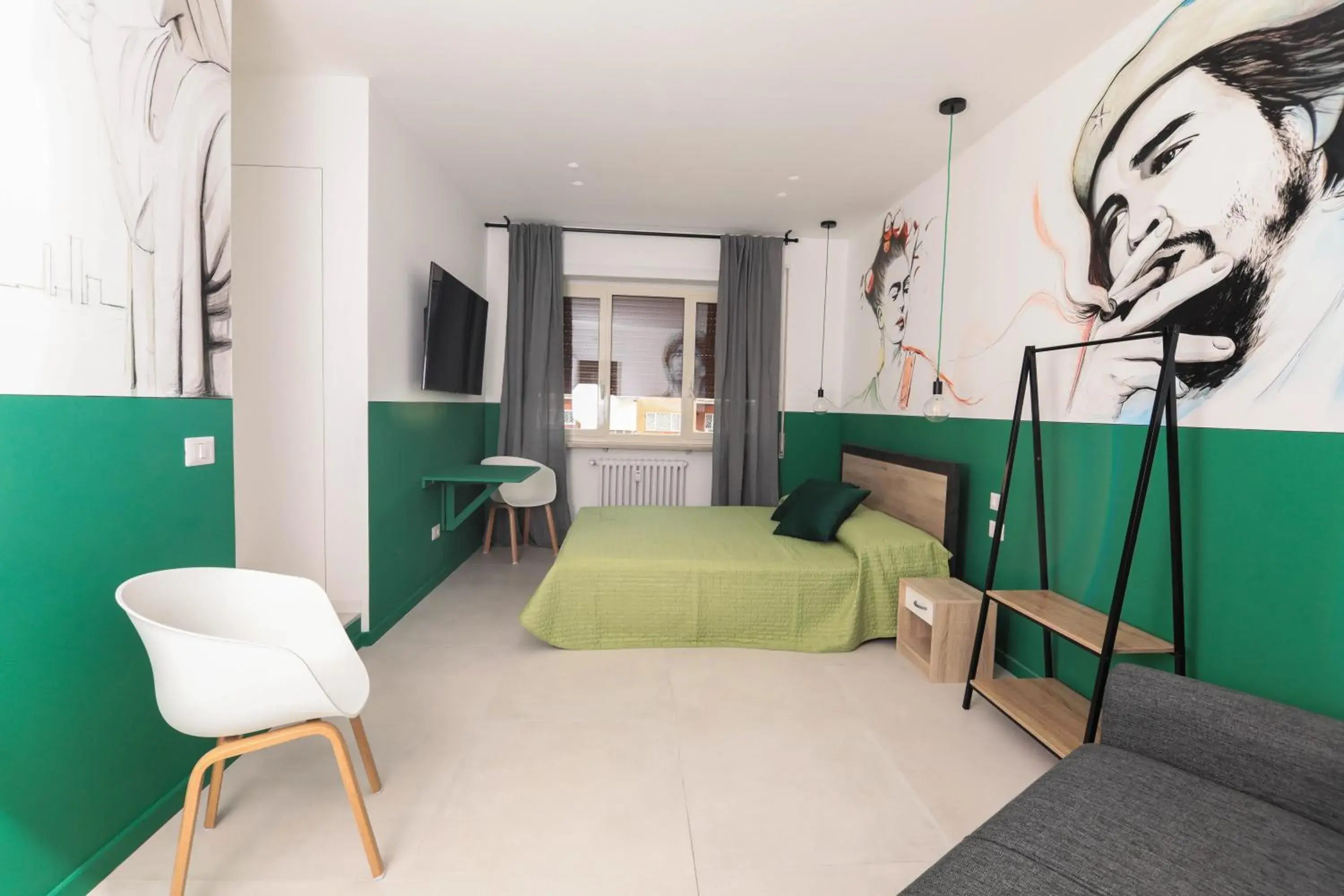 Double Room with Private Bathroom - single occupancy in O.Effe. Suites / Vatican Double Room with Private Bathroom - single occupancy in O.Effe. Suites / Vatican