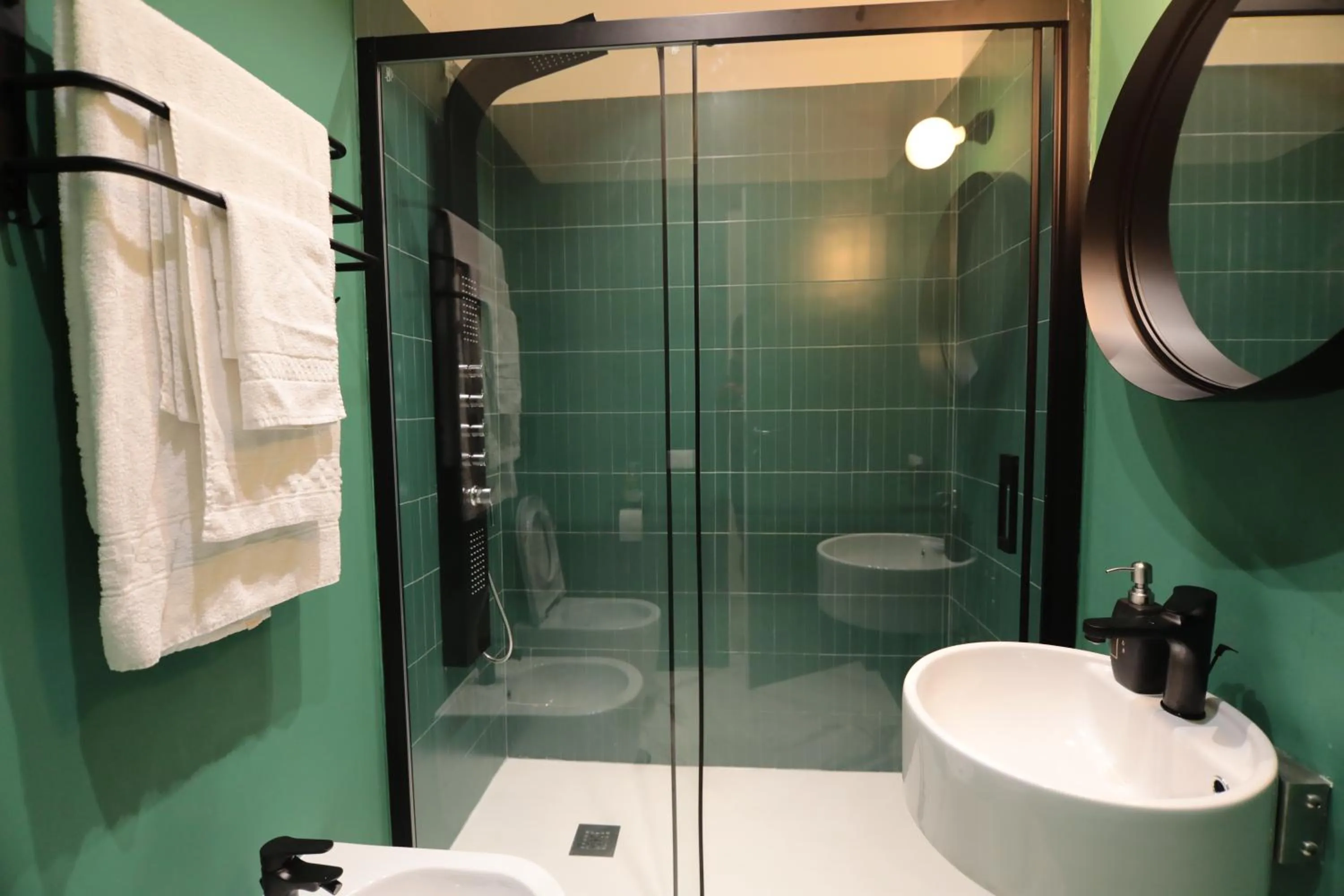 Hot Tub in O.Effe. Suites / Vatican