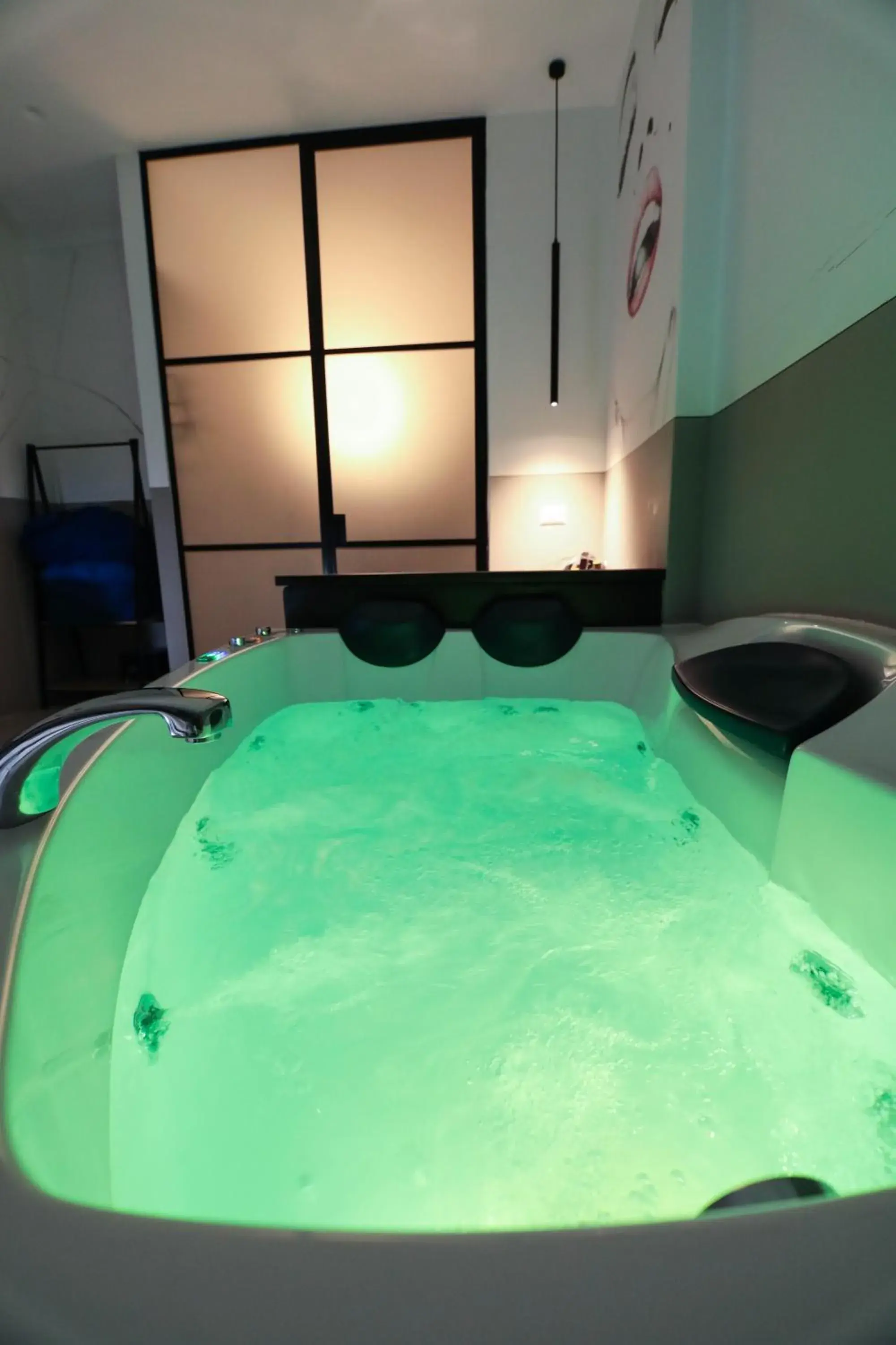 Suite with Spa Bath in O.Effe. Suites / Vatican Suite with Spa Bath in O.Effe. Suites / Vatican