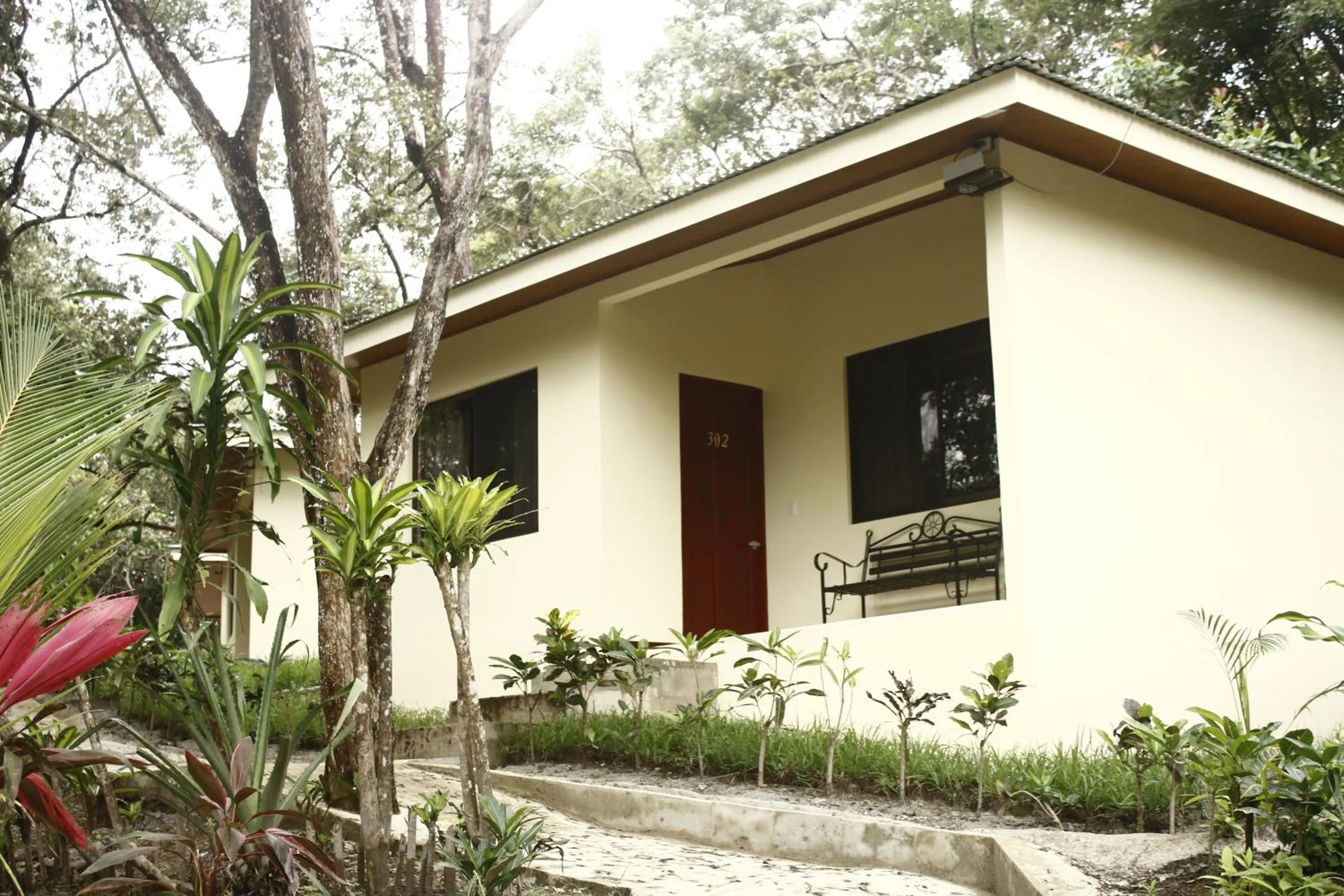 Facade/entrance in Cañon de la Vieja Lodge