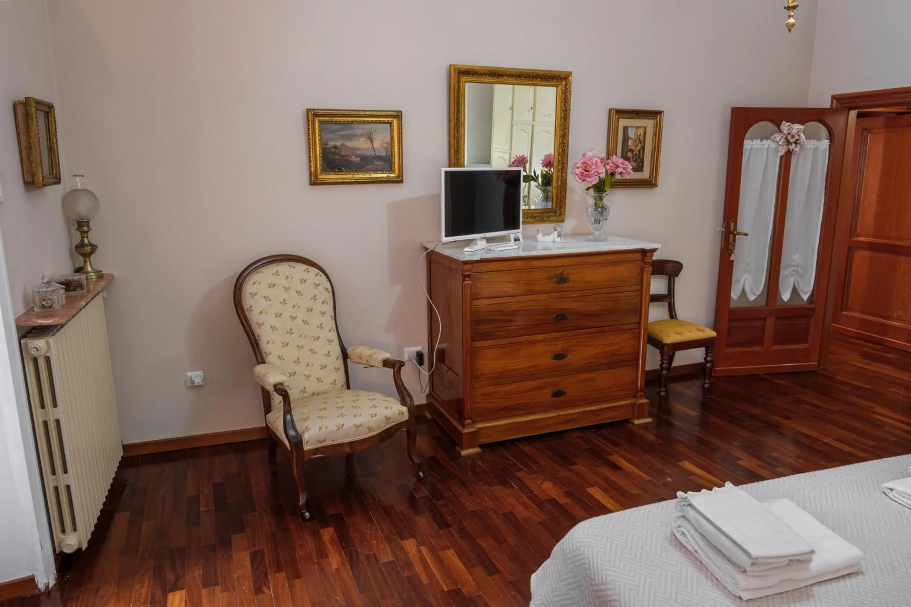 Photo of the whole room in A Casa di Giusy B&B