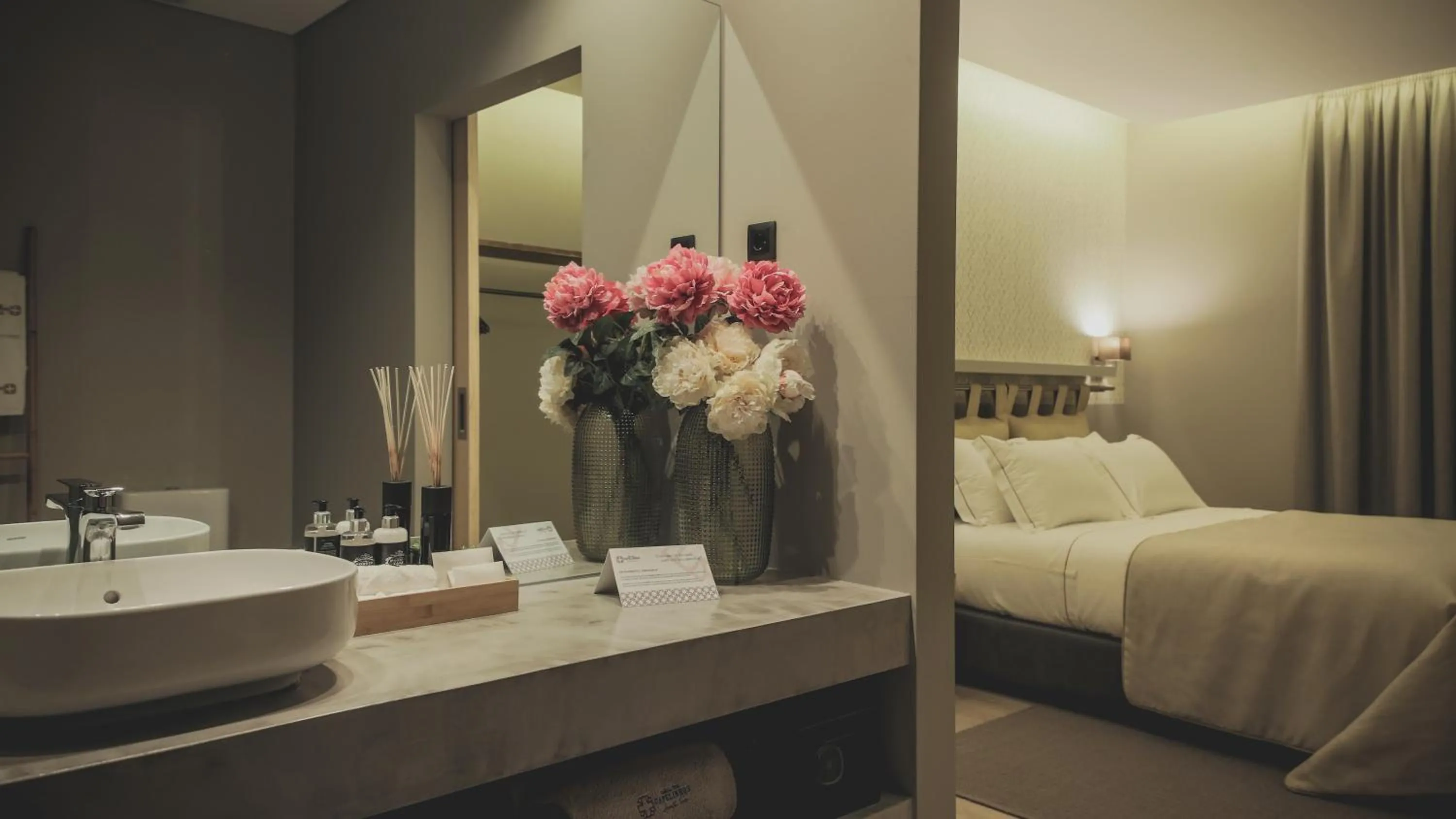 Bathroom, Bed in Casal dos Capelinhos - Douro