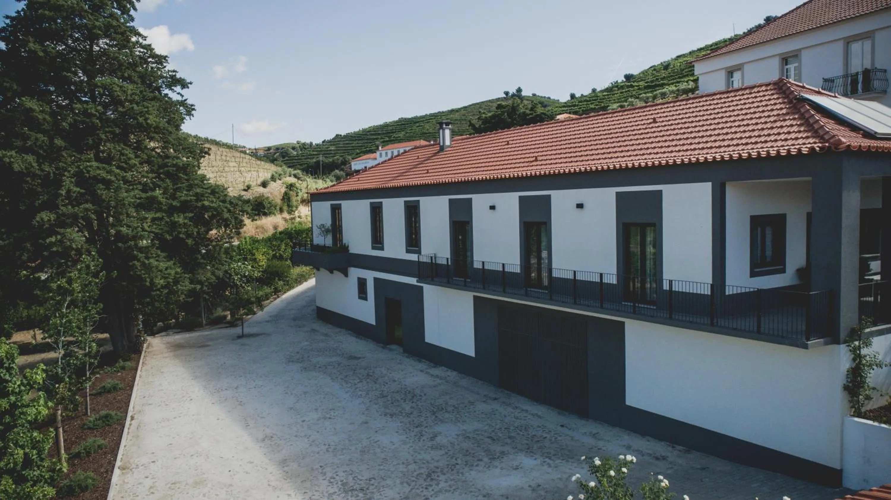 Property building in Casal dos Capelinhos - Douro