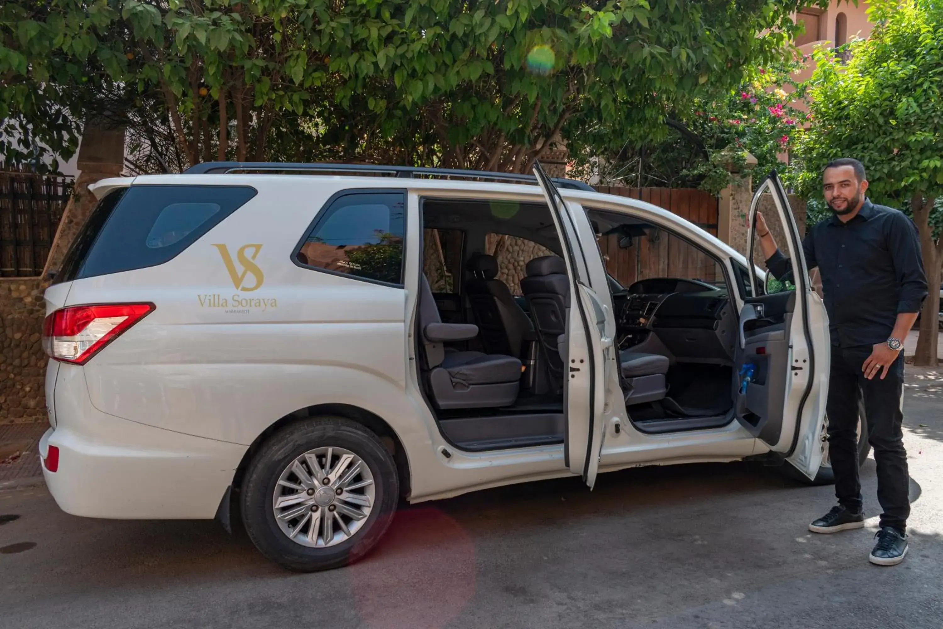 Five-Bedroom House in Villa Soraya Hammam & Jacuzzi Five-Bedroom House in Villa Soraya Hammam & Jacuzzi