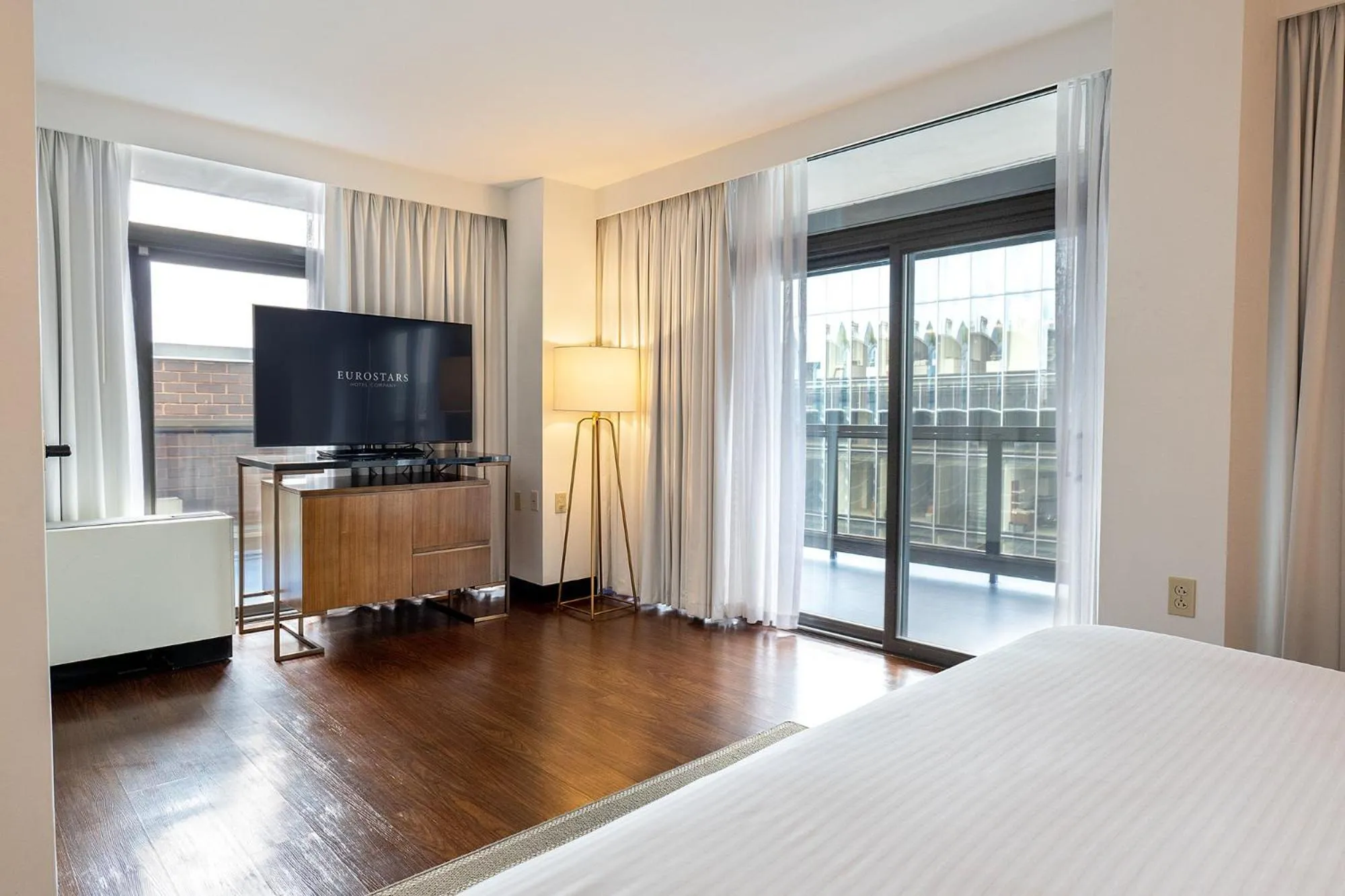 Bedroom, Bed in Eurostars St Gregory Dupont Circle Georgetown