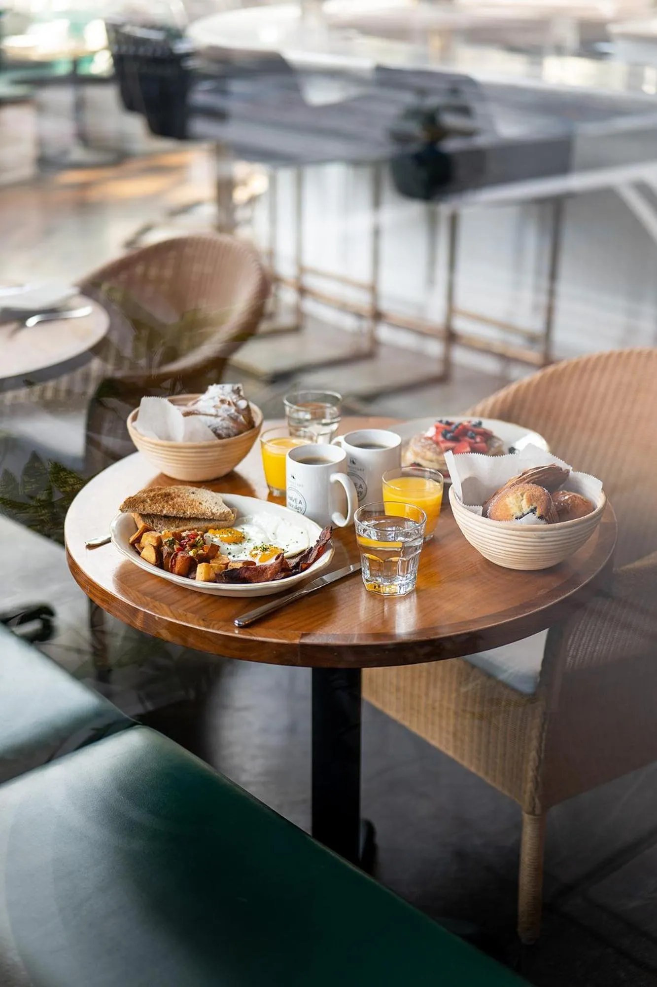 Food and drinks in Eurostars St Gregory Dupont Circle Georgetown