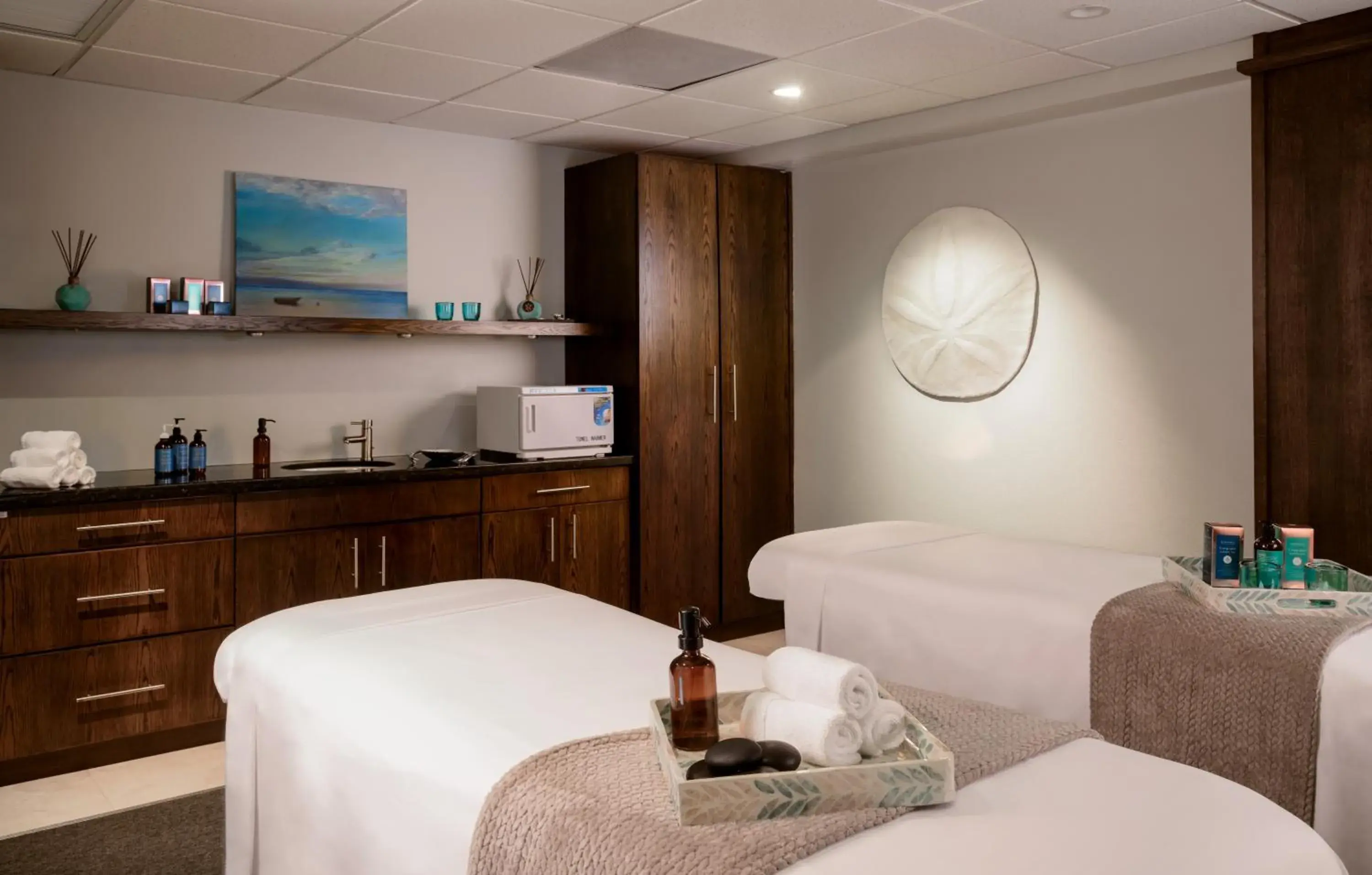 Spa and wellness centre/facilities, Bed in Wyndham Reef Resort, Grand Cayman Spa and wellness centre/facilities, Bed in Wyndham Reef Resort, Grand Cayman