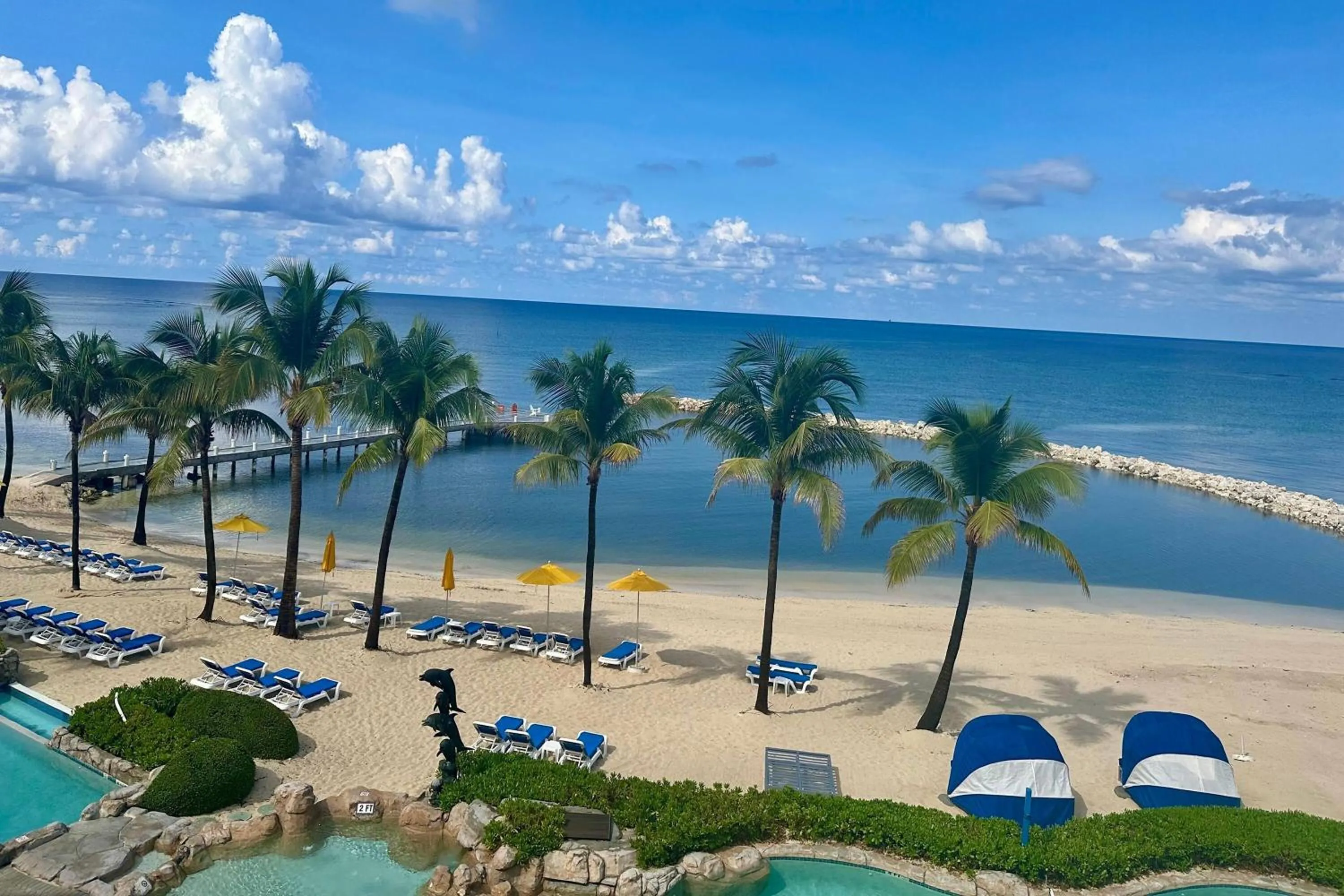 Beach in Wyndham Reef Resort, Grand Cayman