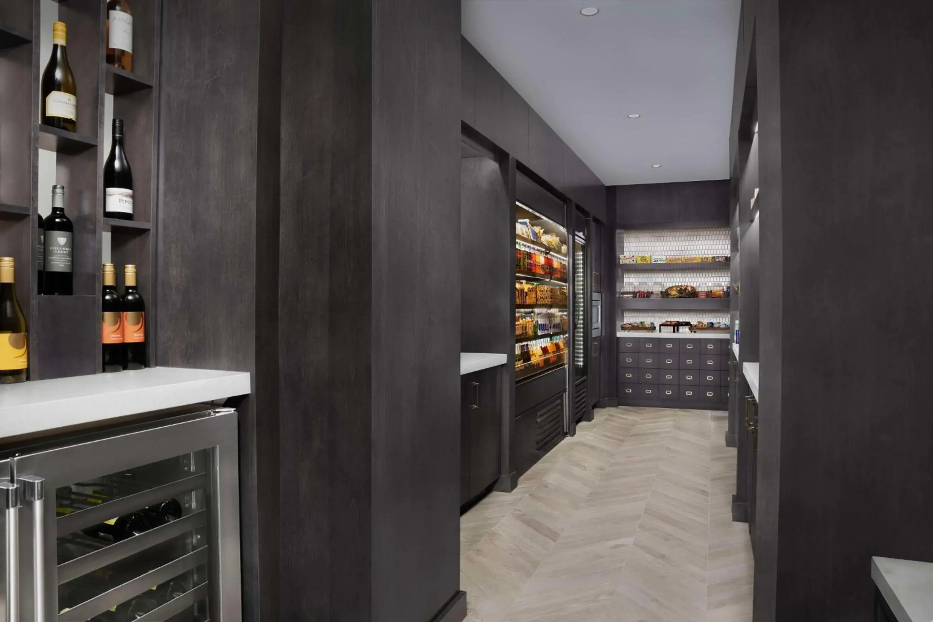 Property building in Hilton Washington DC Capitol Hill Property building in Hilton Washington DC Capitol Hill