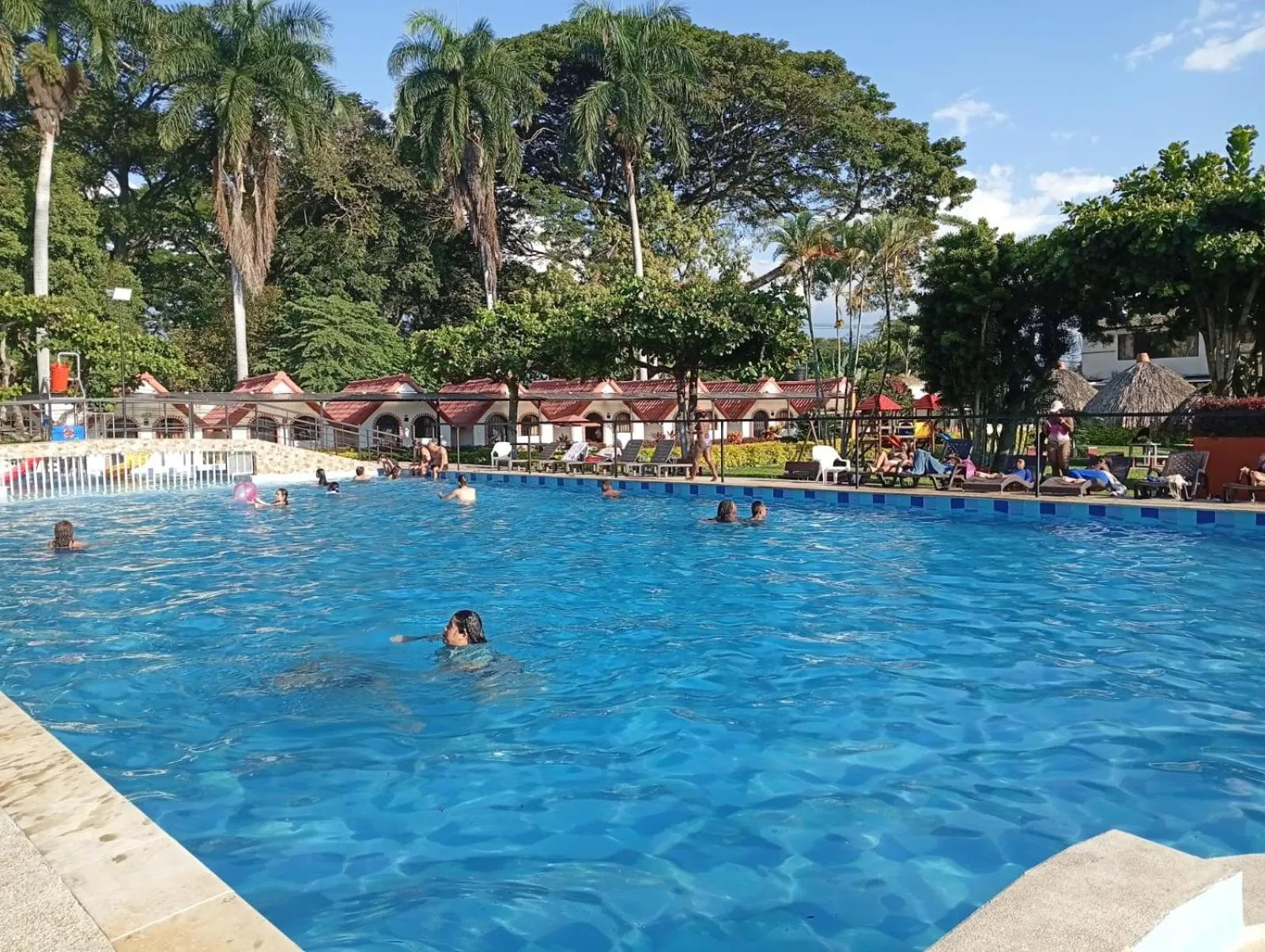 Swimming pool in Hotel Las Victorias Palmira