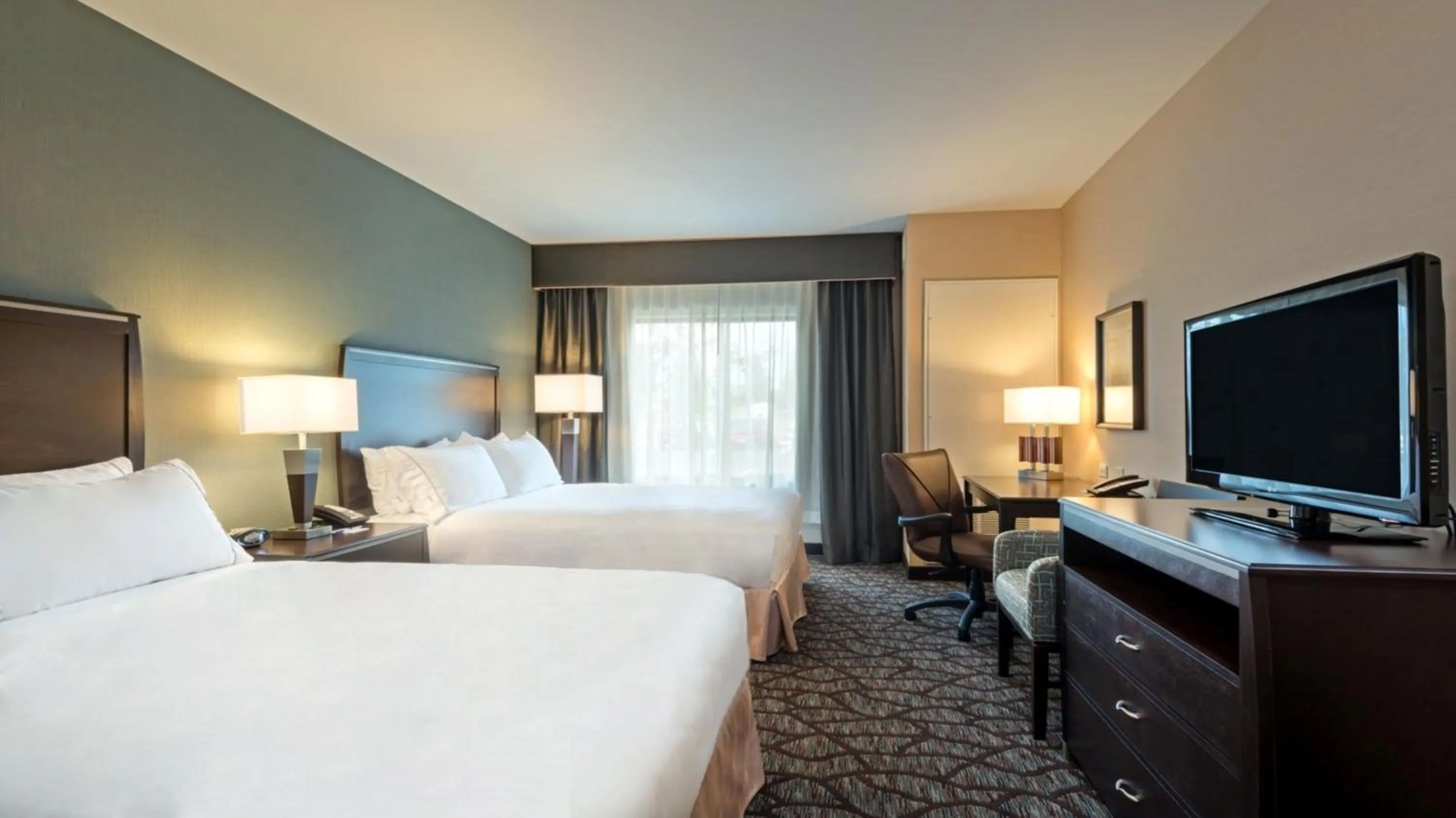 TV and multimedia, Bed in Holiday Inn Express Hotel & Suites Butte by IHG