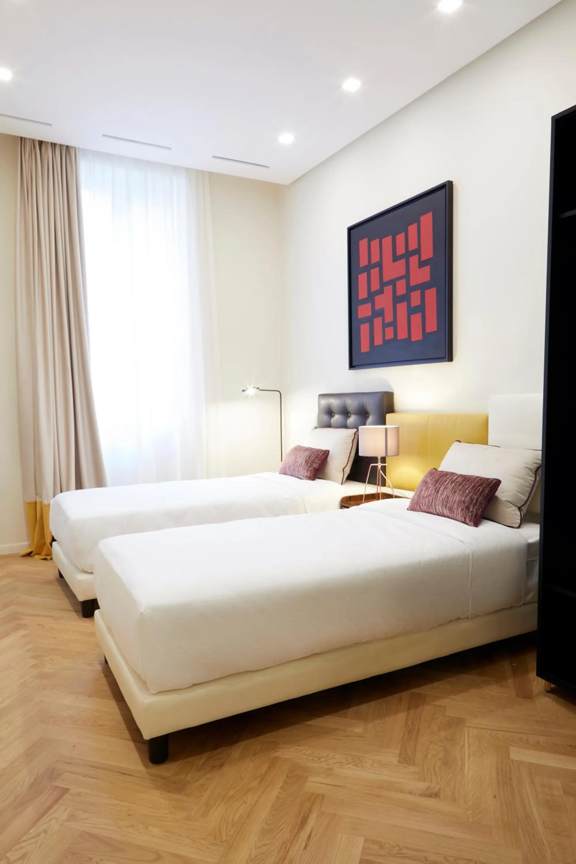 Photo of the whole room, Bed in Casa Vittoria Napoli - Santa Lucia