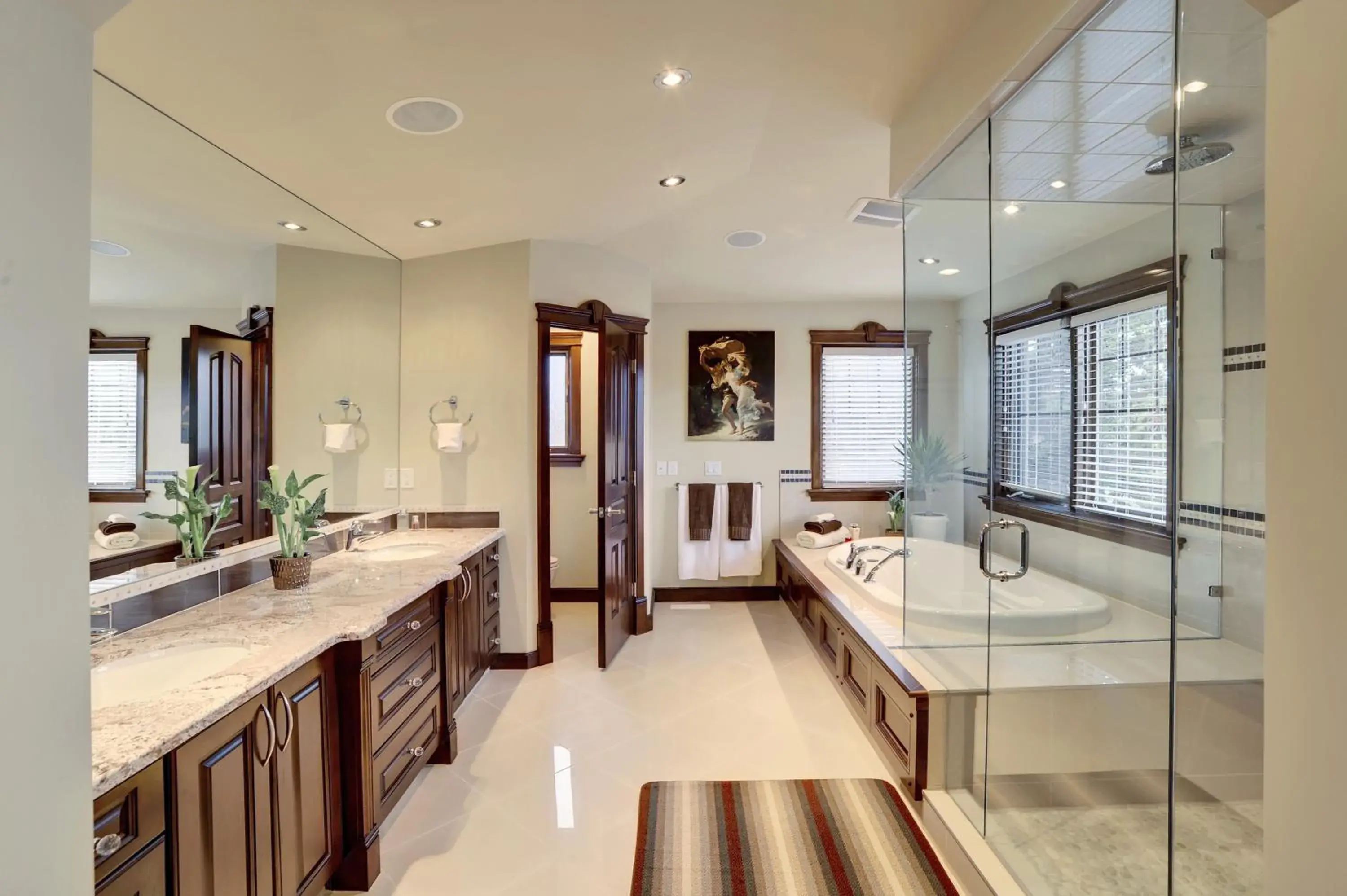 Luxury Suite with Spa Bath in Westmount River Inn Luxury Suite with Spa Bath in Westmount River Inn