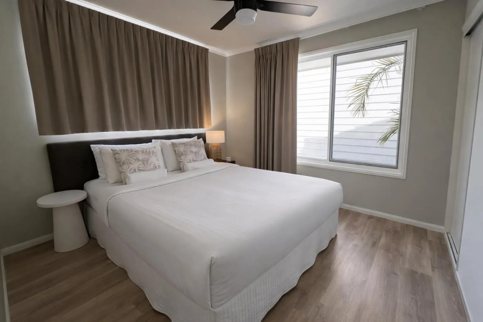 Bed in Saltwater Villas - Pet Friendly Accommodation