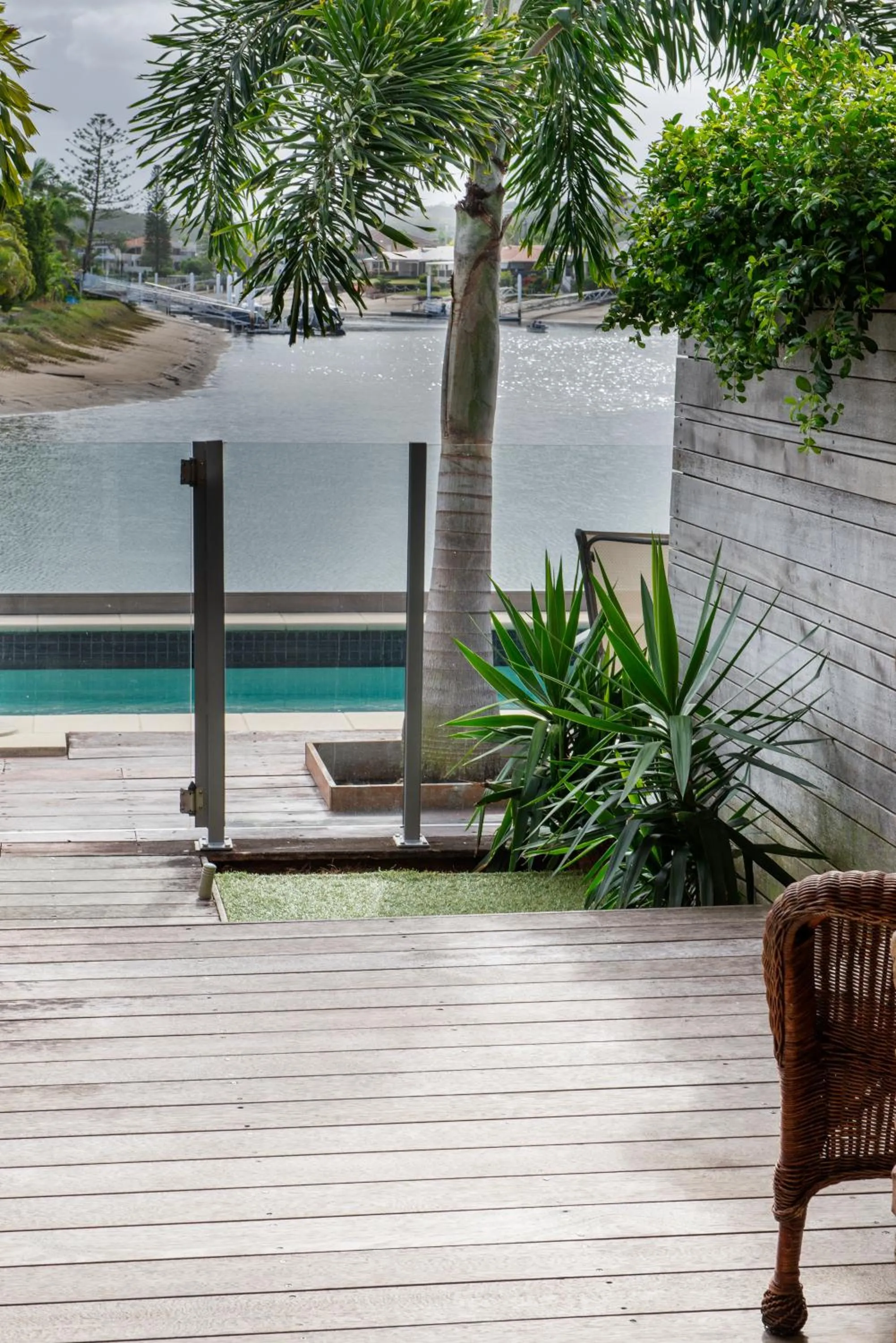 Property building in Saltwater Villas - Pet Friendly Accommodation