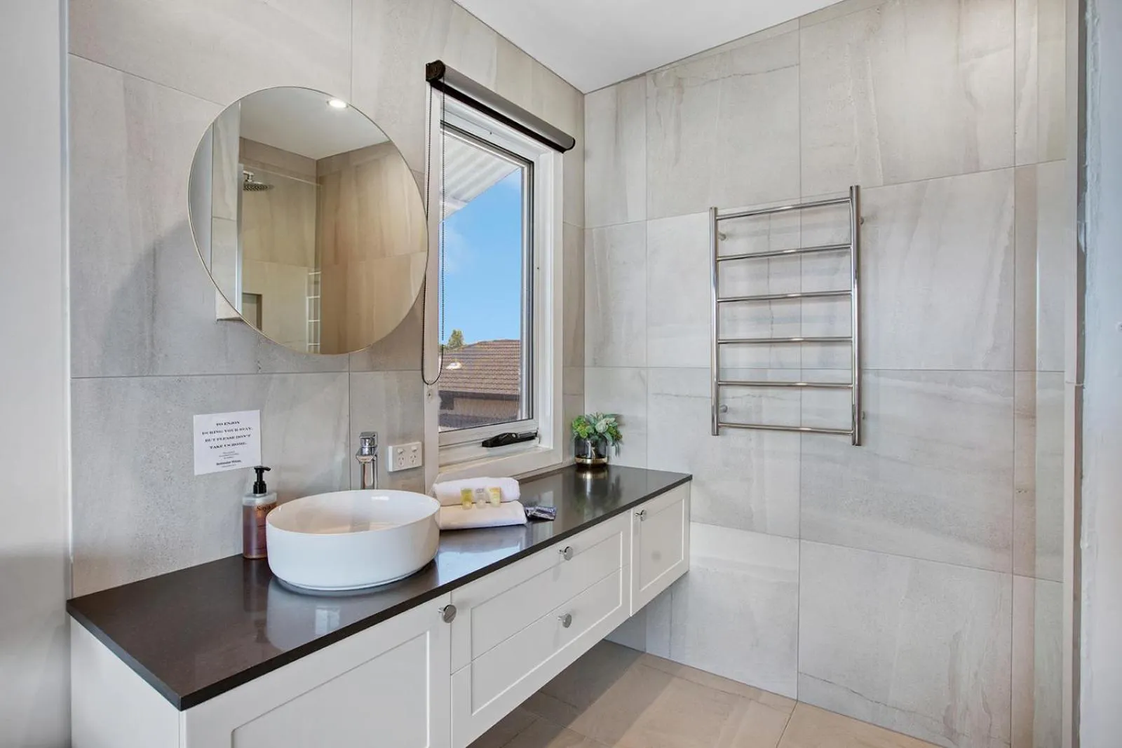 Saltwater Villas - Pet Friendly Accommodation