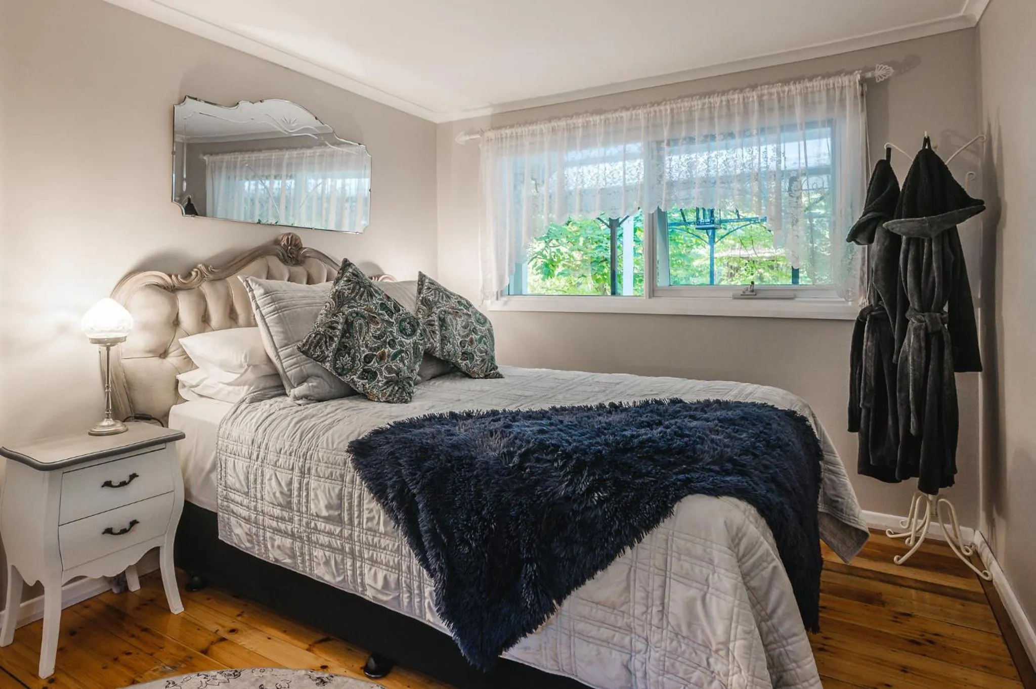 Bed in Aldgate Valley Bed and Breakfast