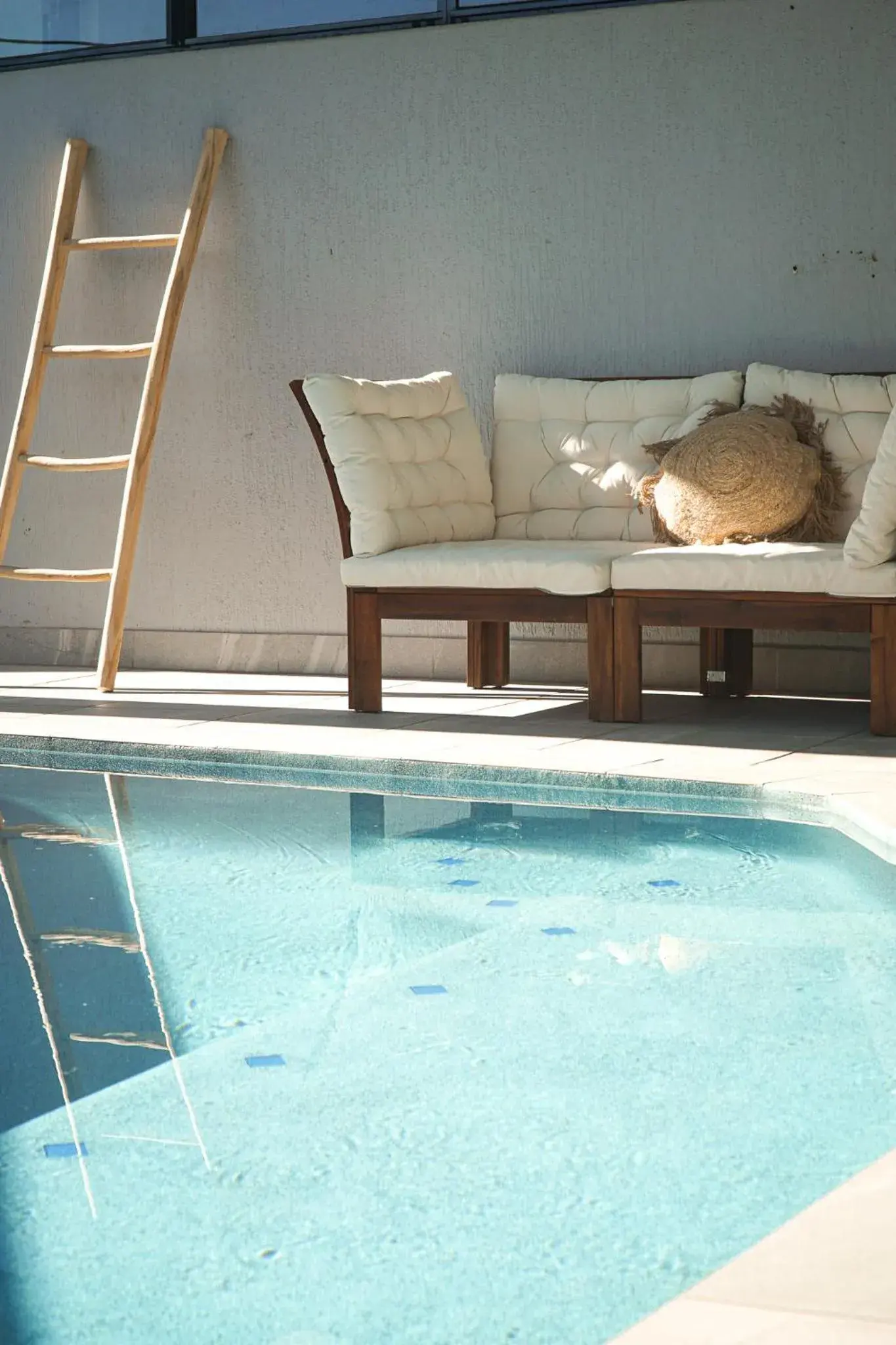 Property building in La Promenade Property building in La Promenade