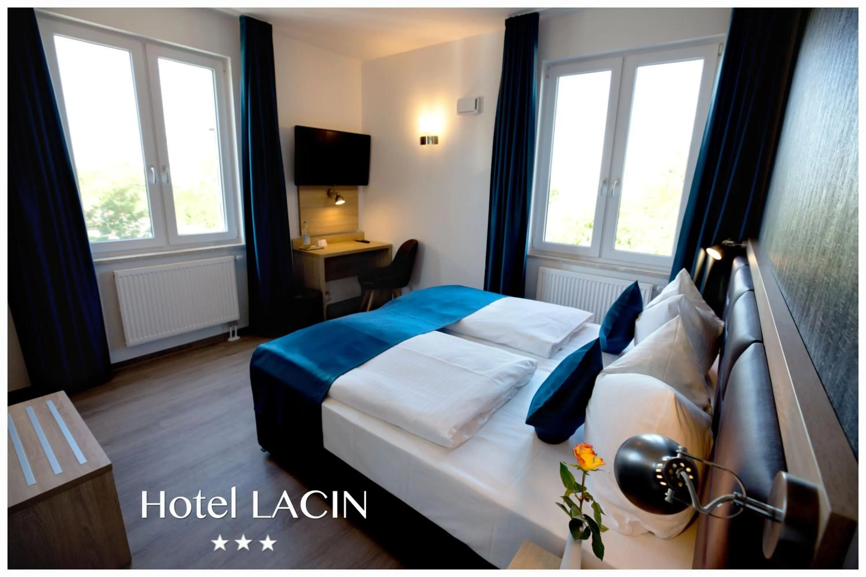 Bed in Hotel LACIN