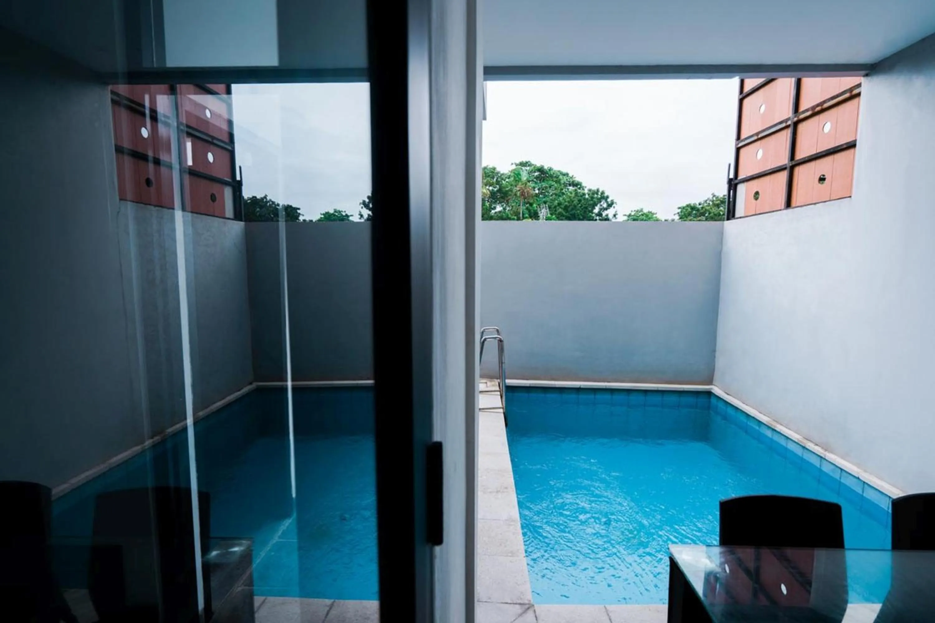 Swimming pool in Townhouse Sanur